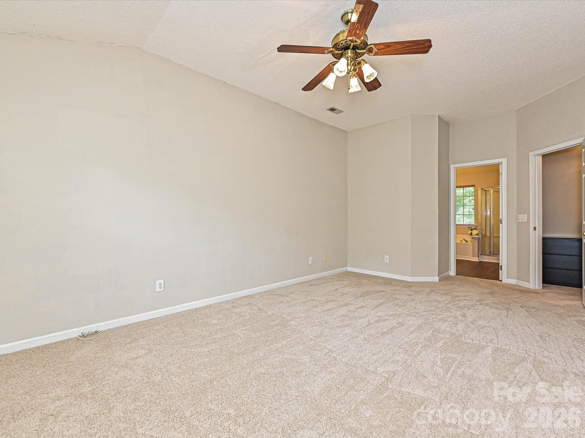 6719 Reedy Creek Road — Charlotte