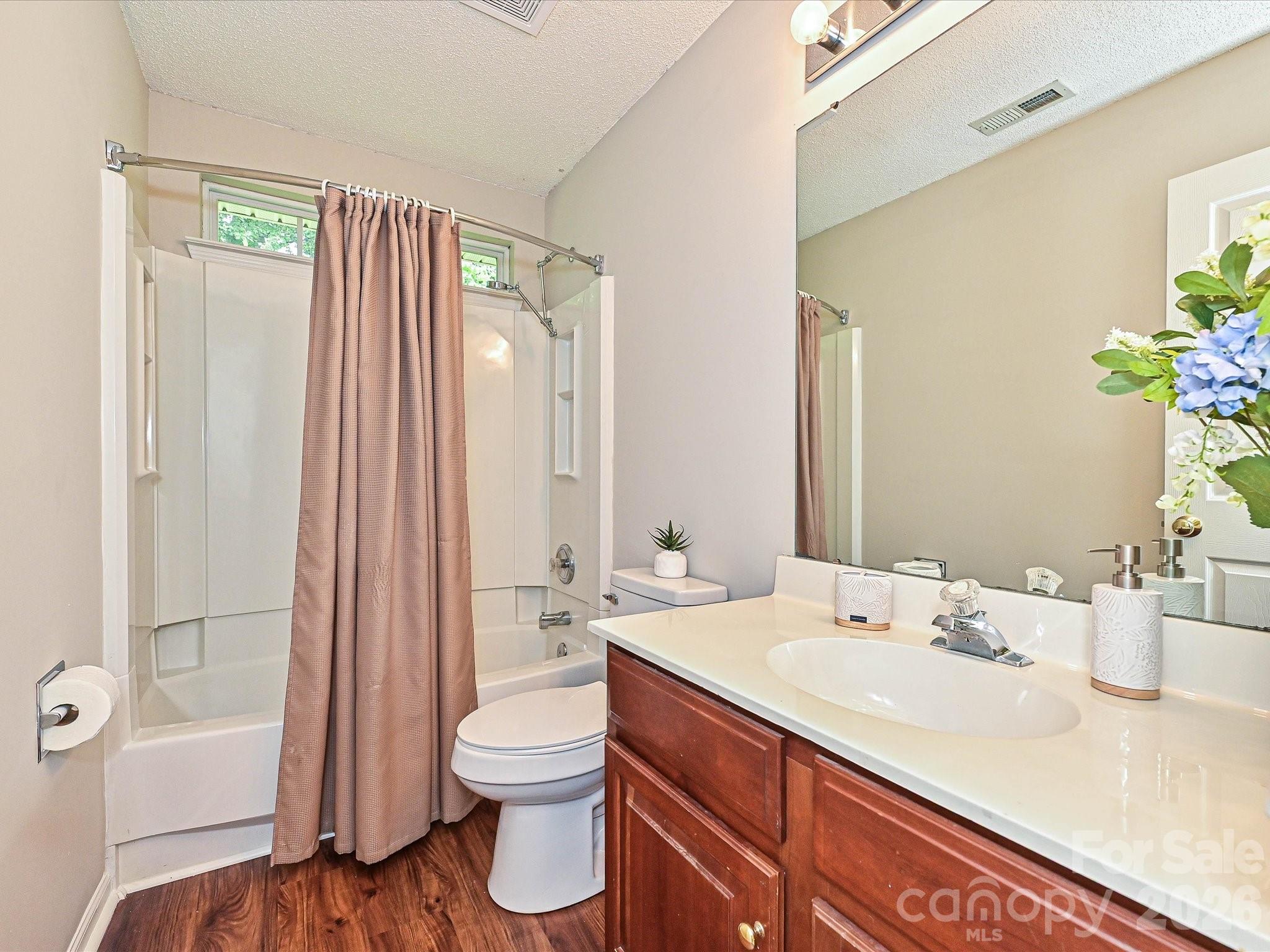 6719 Reedy Creek Road — Charlotte