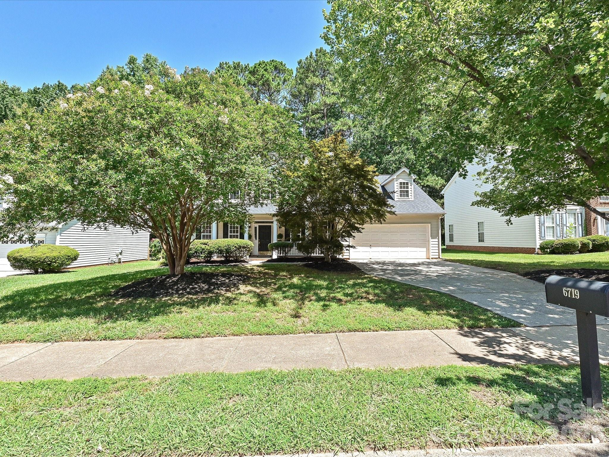 6719 Reedy Creek Road — Charlotte
