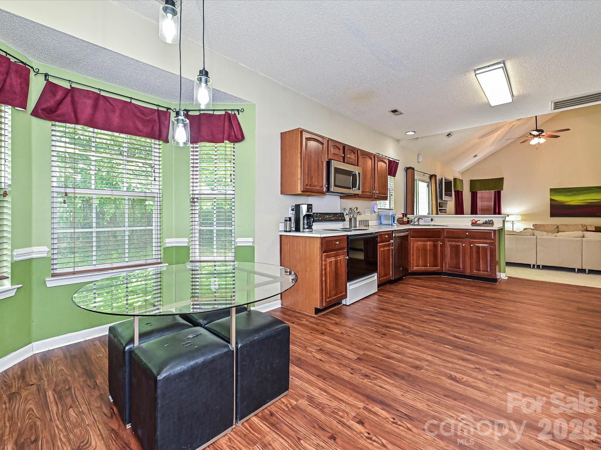 6719 Reedy Creek Road — Charlotte
