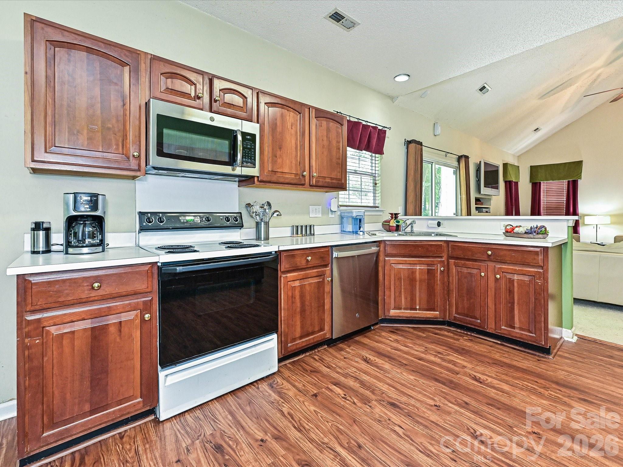 6719 Reedy Creek Road — Charlotte