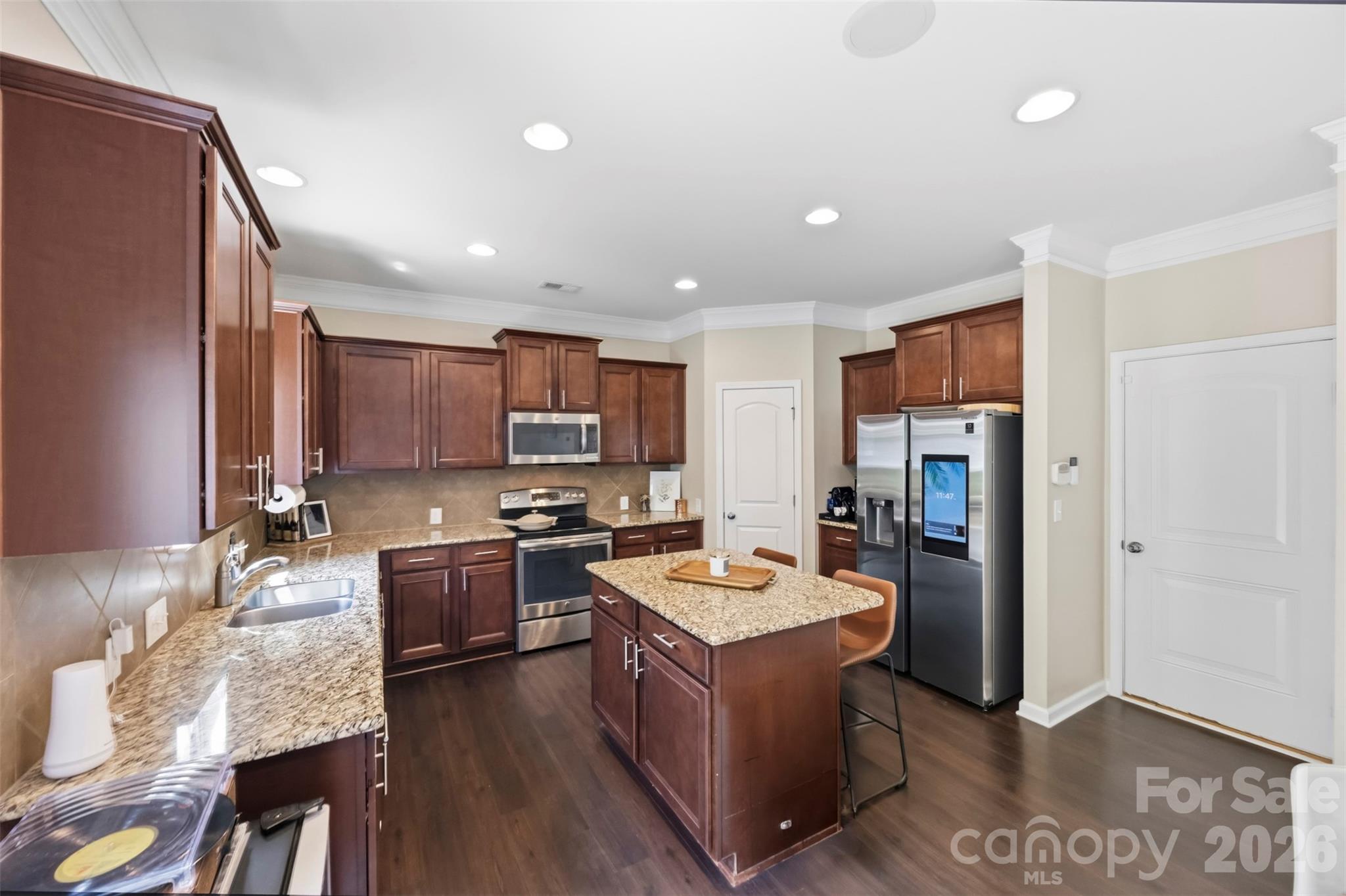 11206 Pond Valley Court — Charlotte