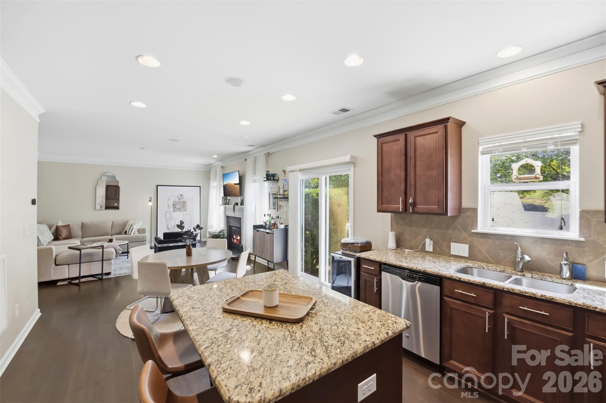 11206 Pond Valley Court — Charlotte