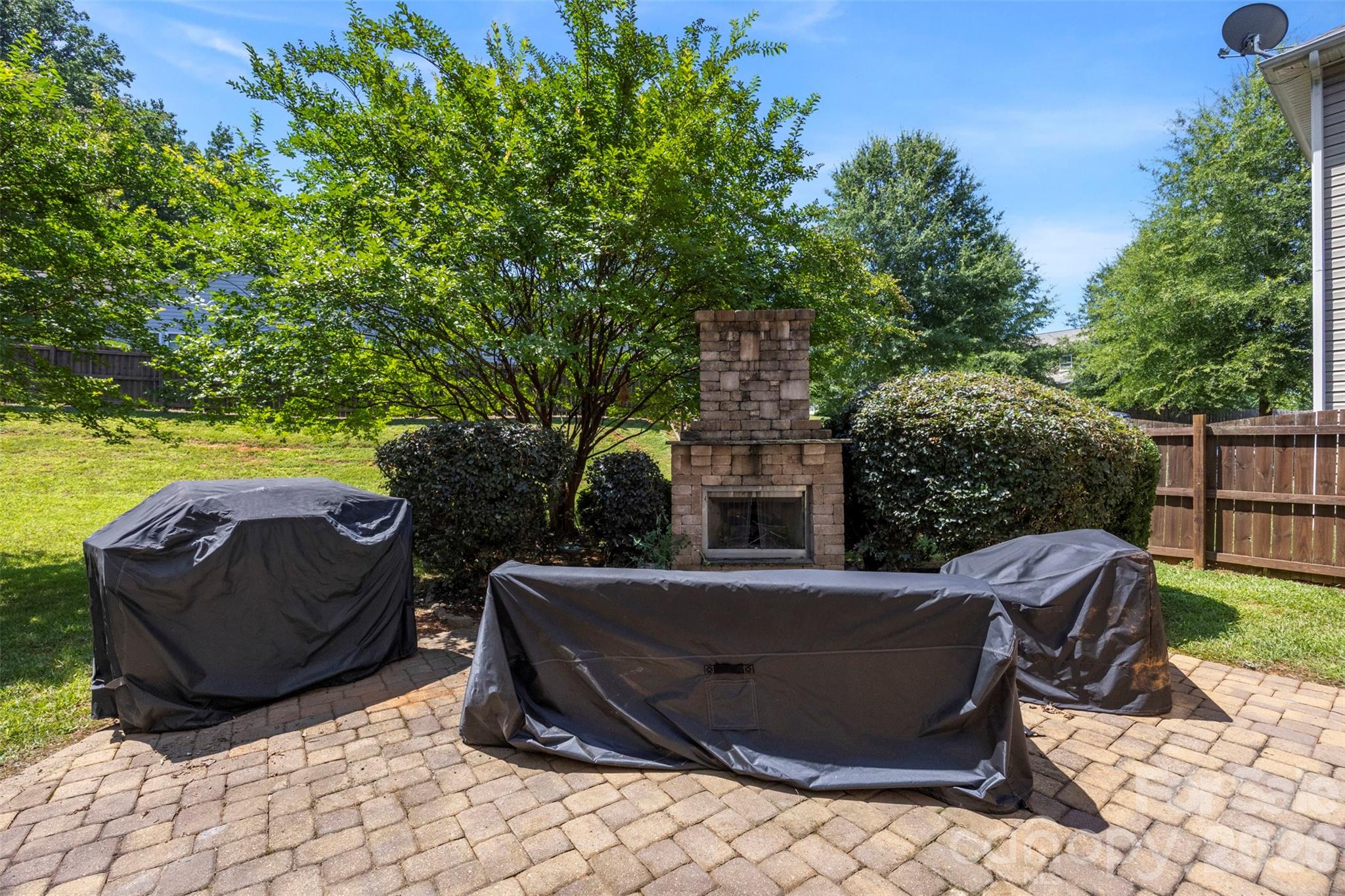 11206 Pond Valley Court — Charlotte