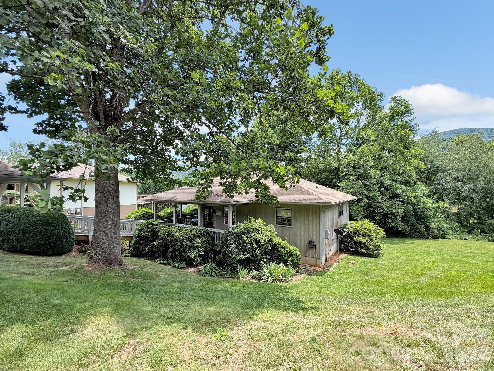 35 Talon Court — Waynesville