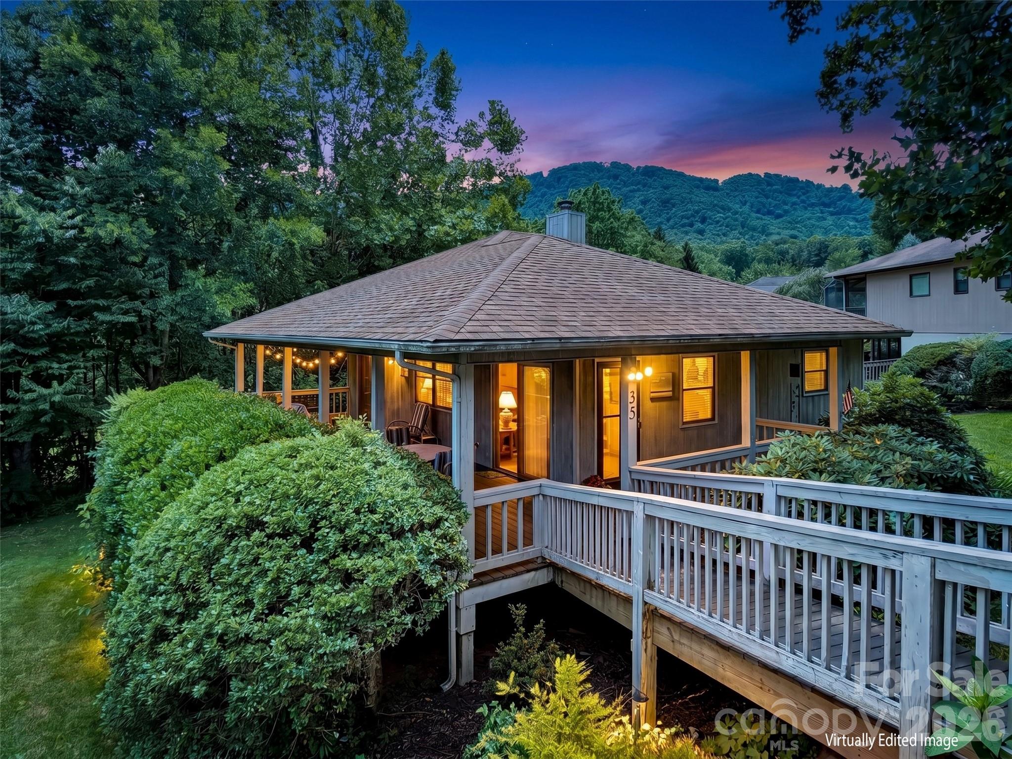 35 Talon Court — Waynesville