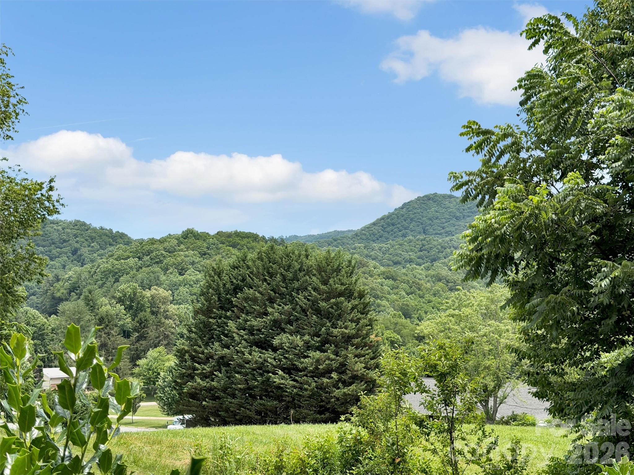 35 Talon Court — Waynesville
