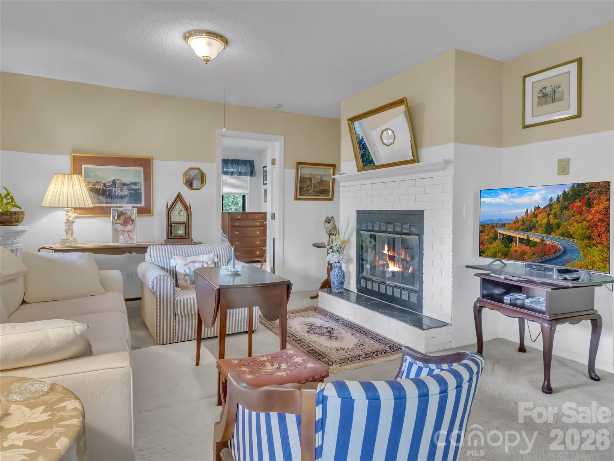35 Talon Court — Waynesville