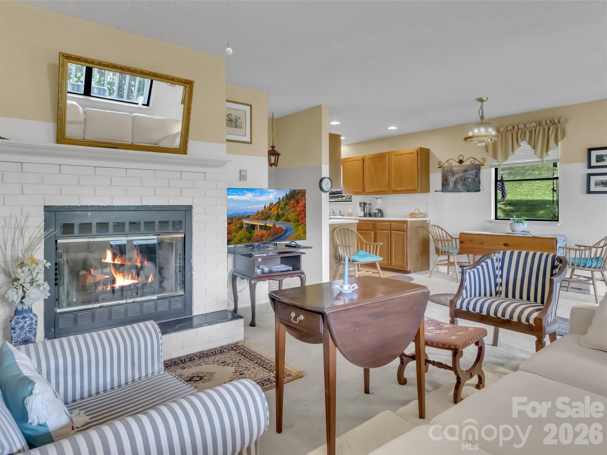 35 Talon Court — Waynesville