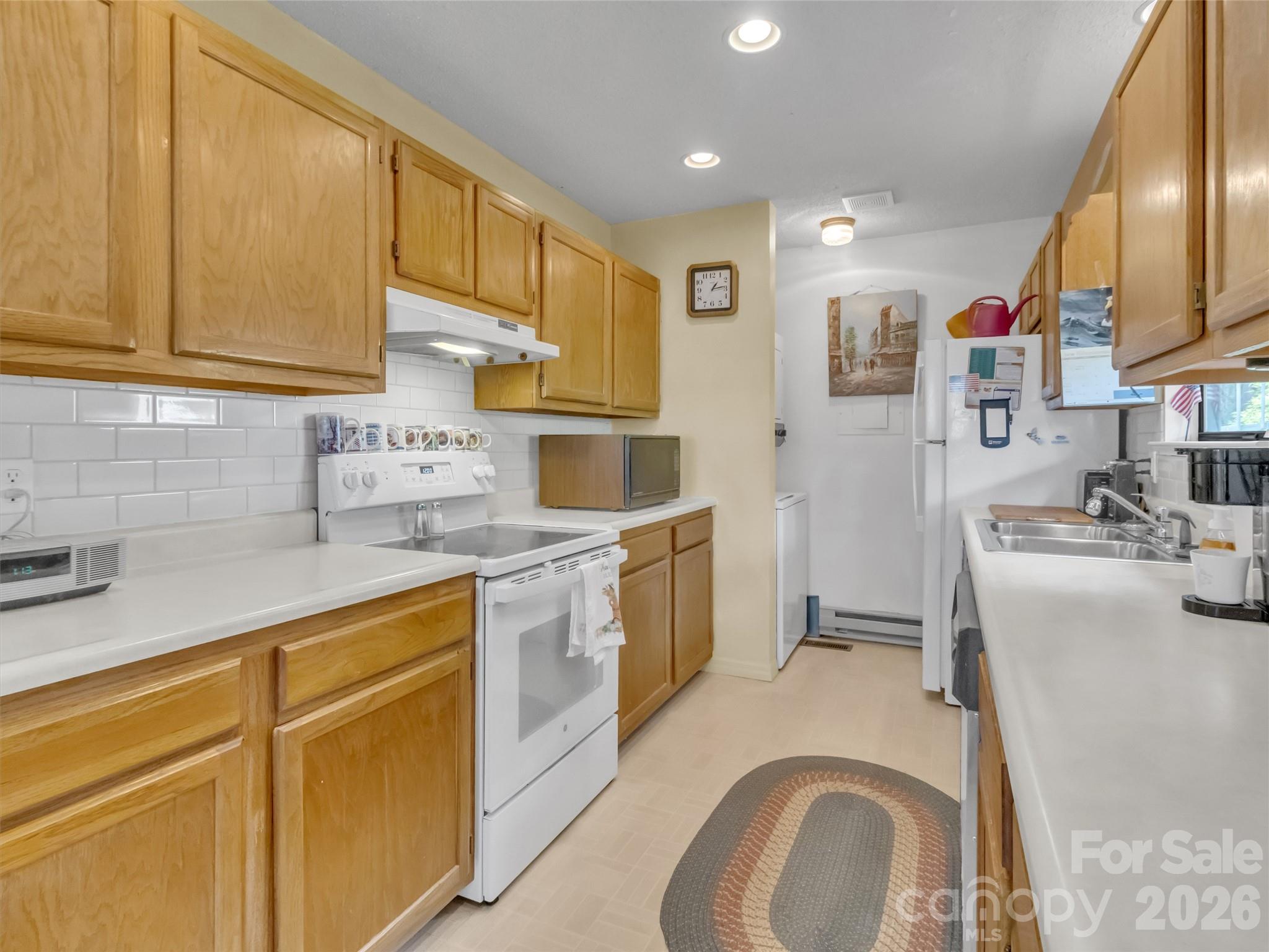35 Talon Court — Waynesville