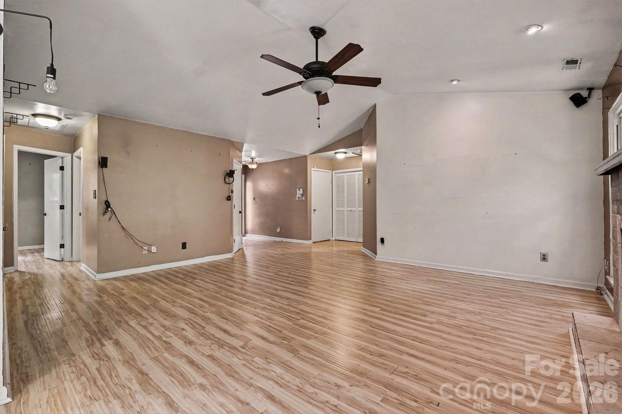 9330 Oren Thompson Road — Charlotte