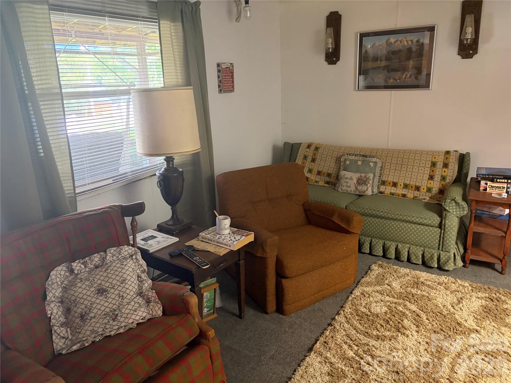 42 Country Meadows Road — Burnsville