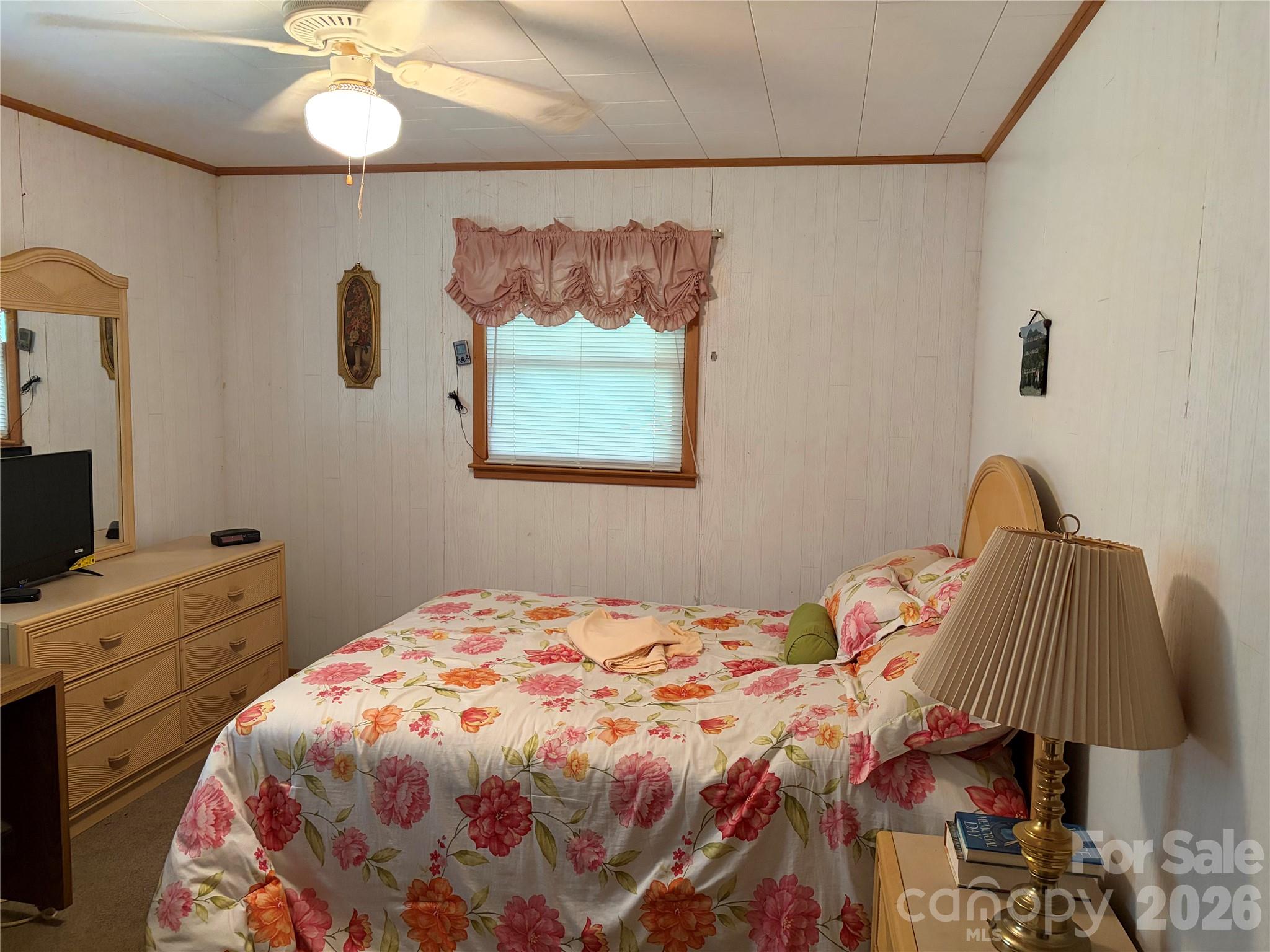 42 Country Meadows Road — Burnsville