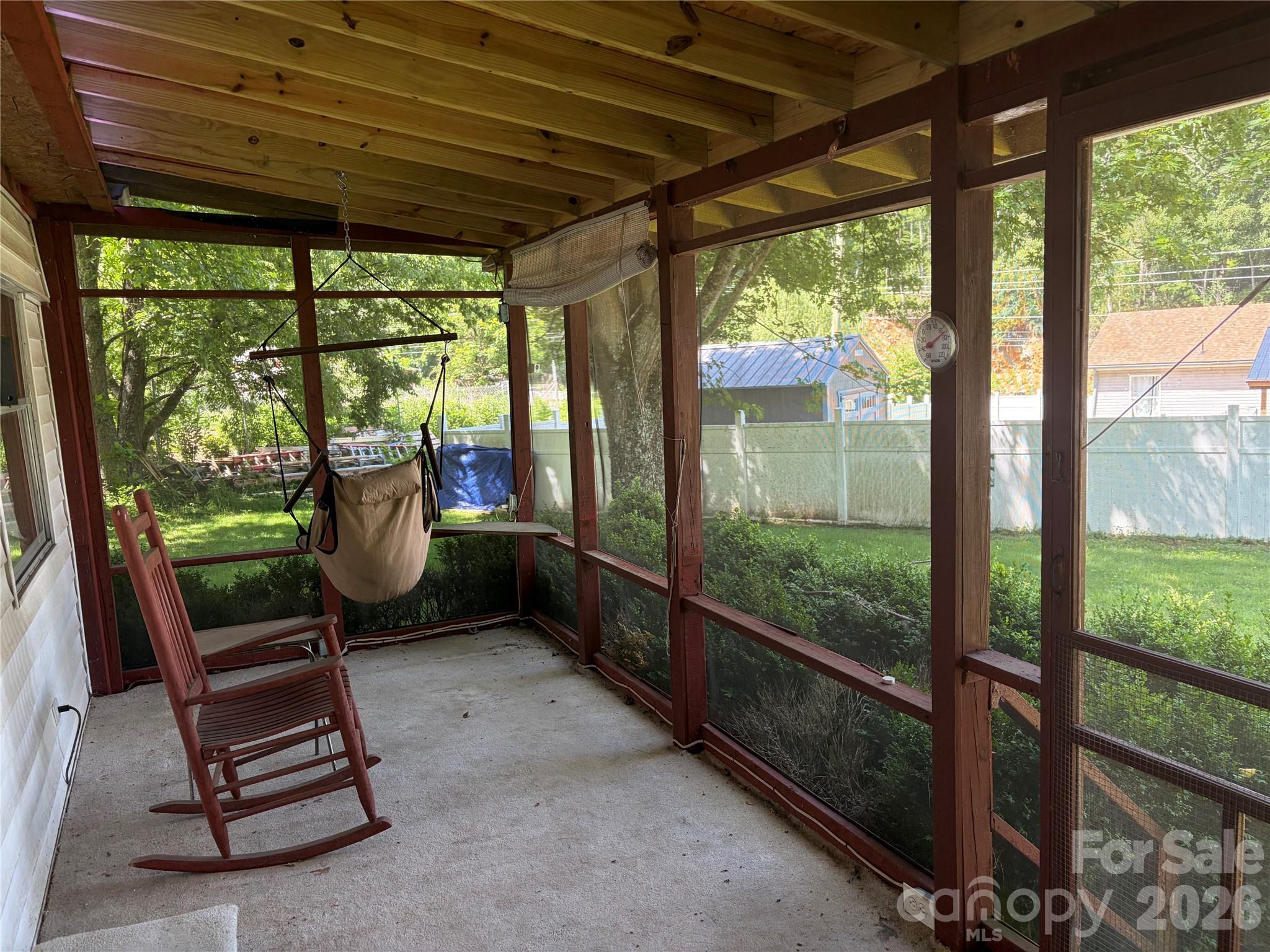 42 Country Meadows Road — Burnsville