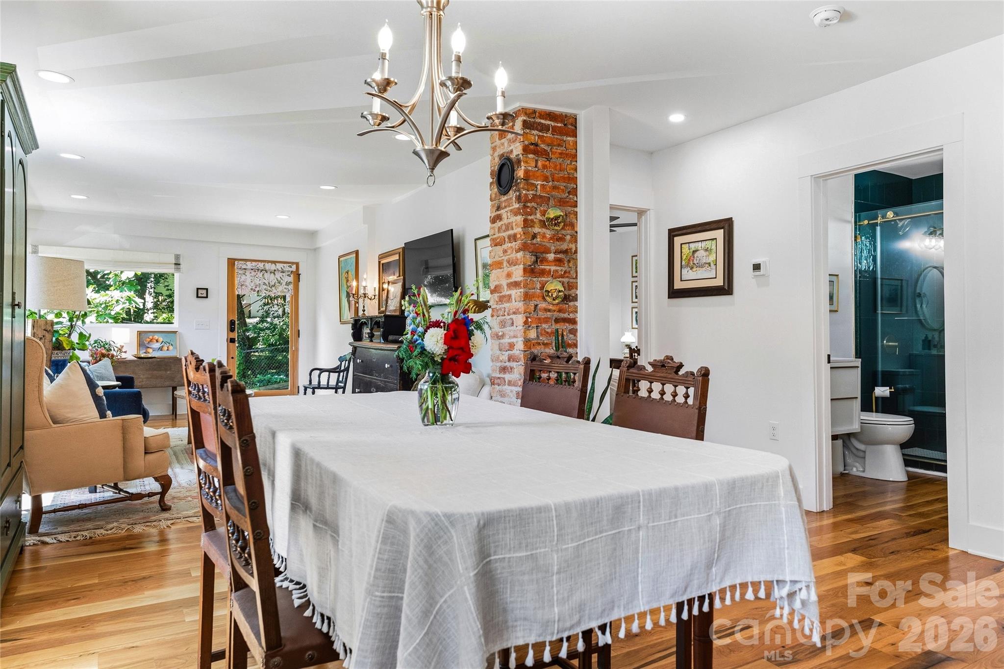 9 Bramlett Court — Asheville