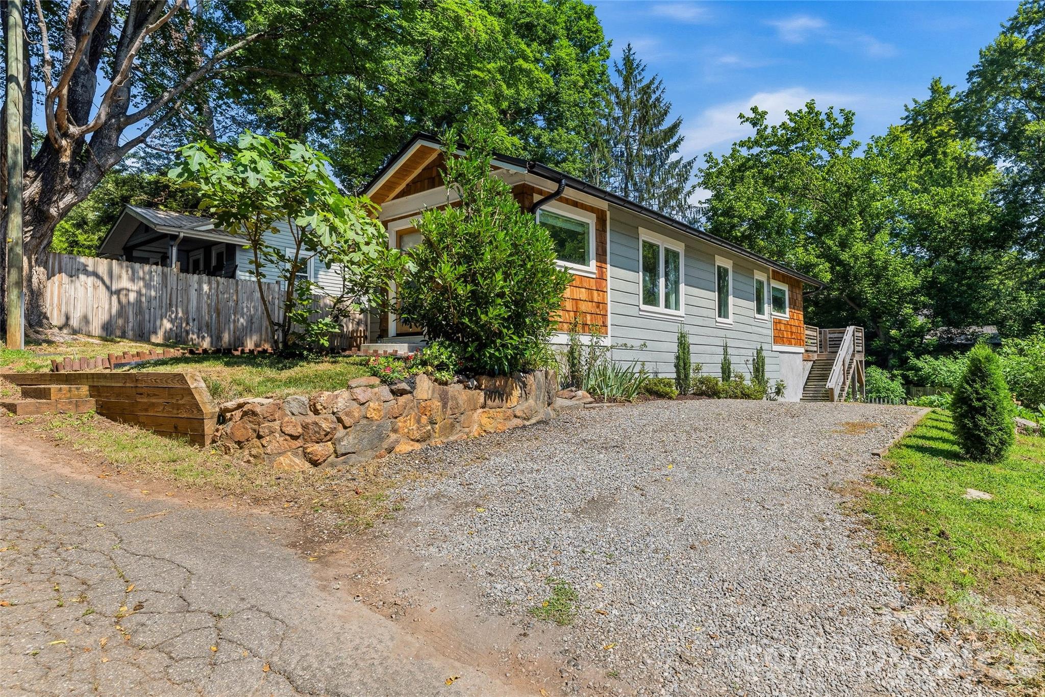 9 Bramlett Court — Asheville