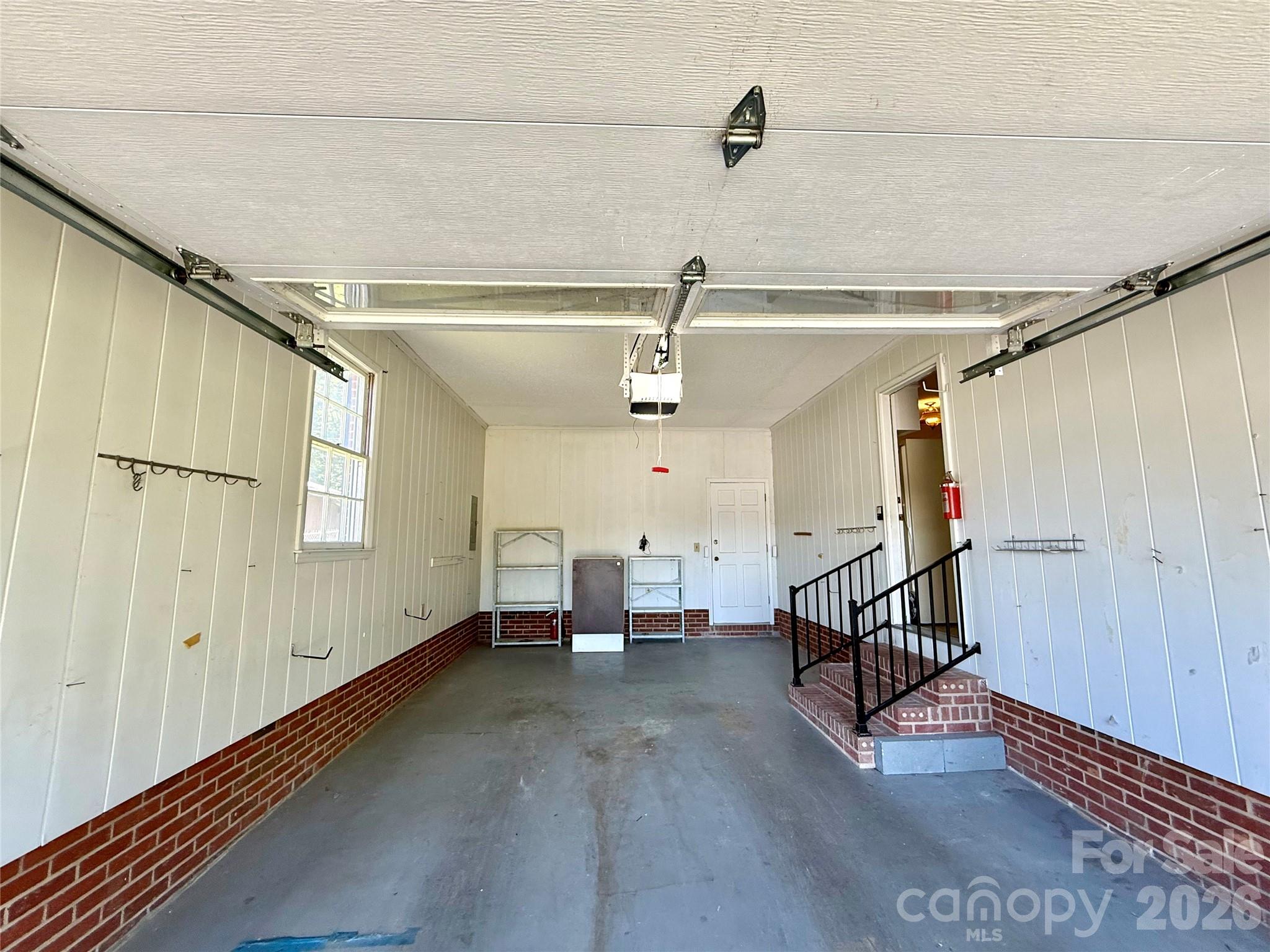 1106 Laurel Woods Drive — Gastonia