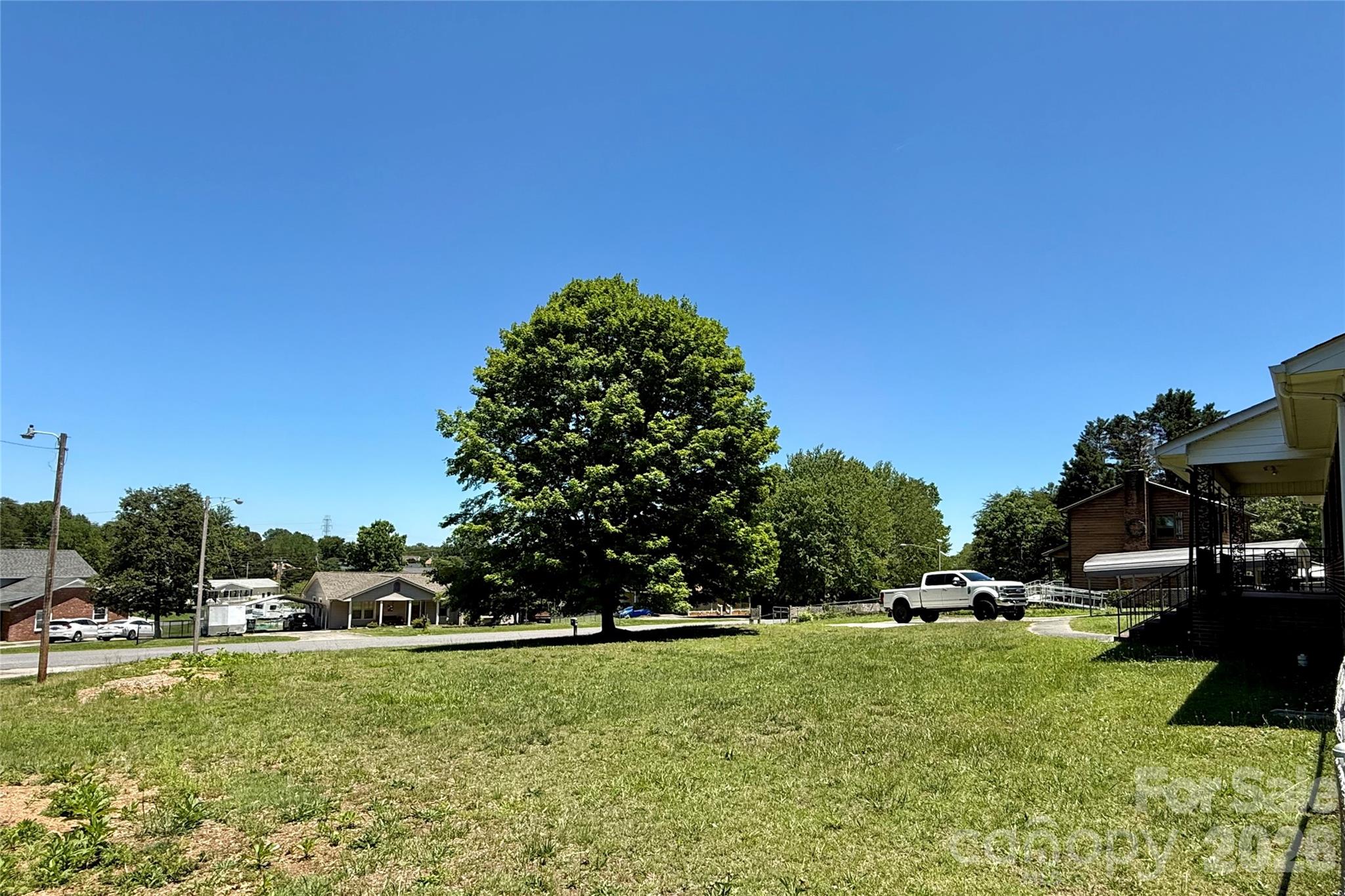 1106 Laurel Woods Drive — Gastonia