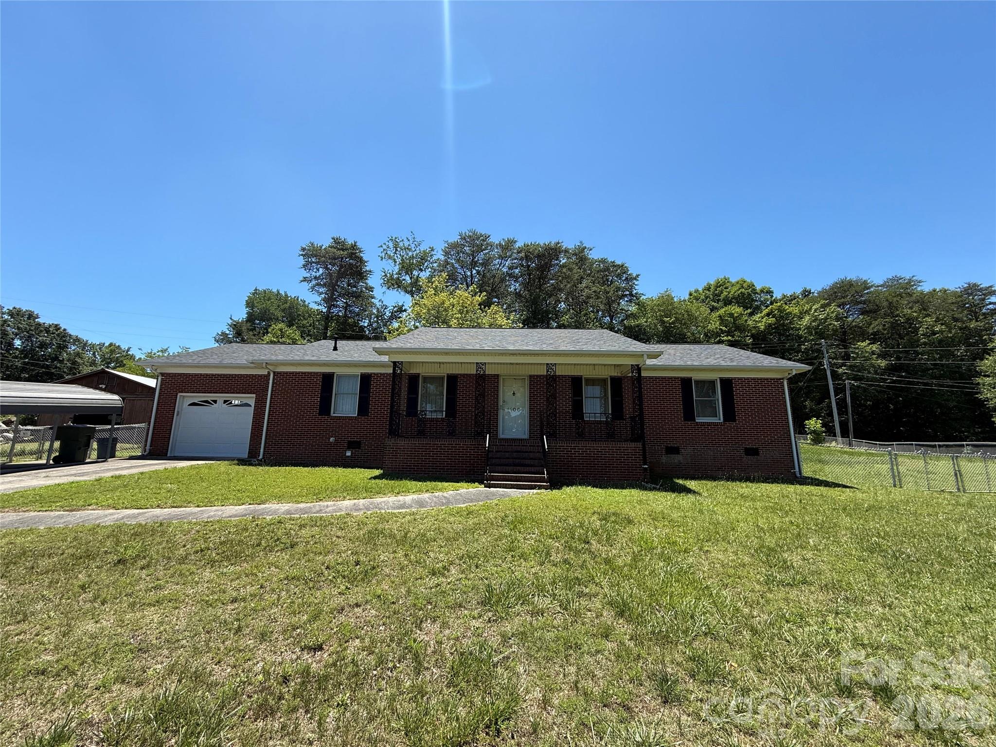 1106 Laurel Woods Drive — Gastonia