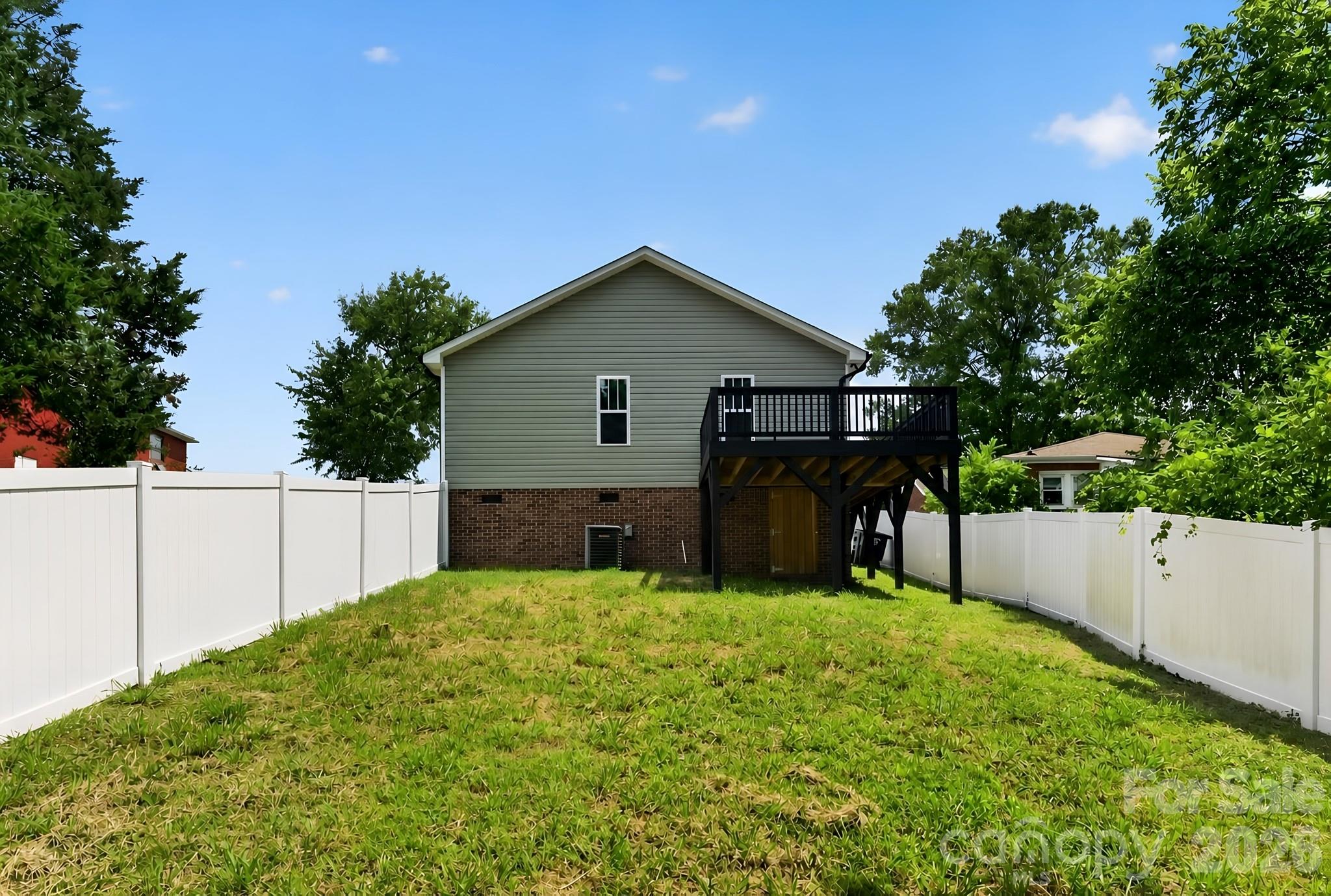 86 Ashlyn Drive SE — Concord