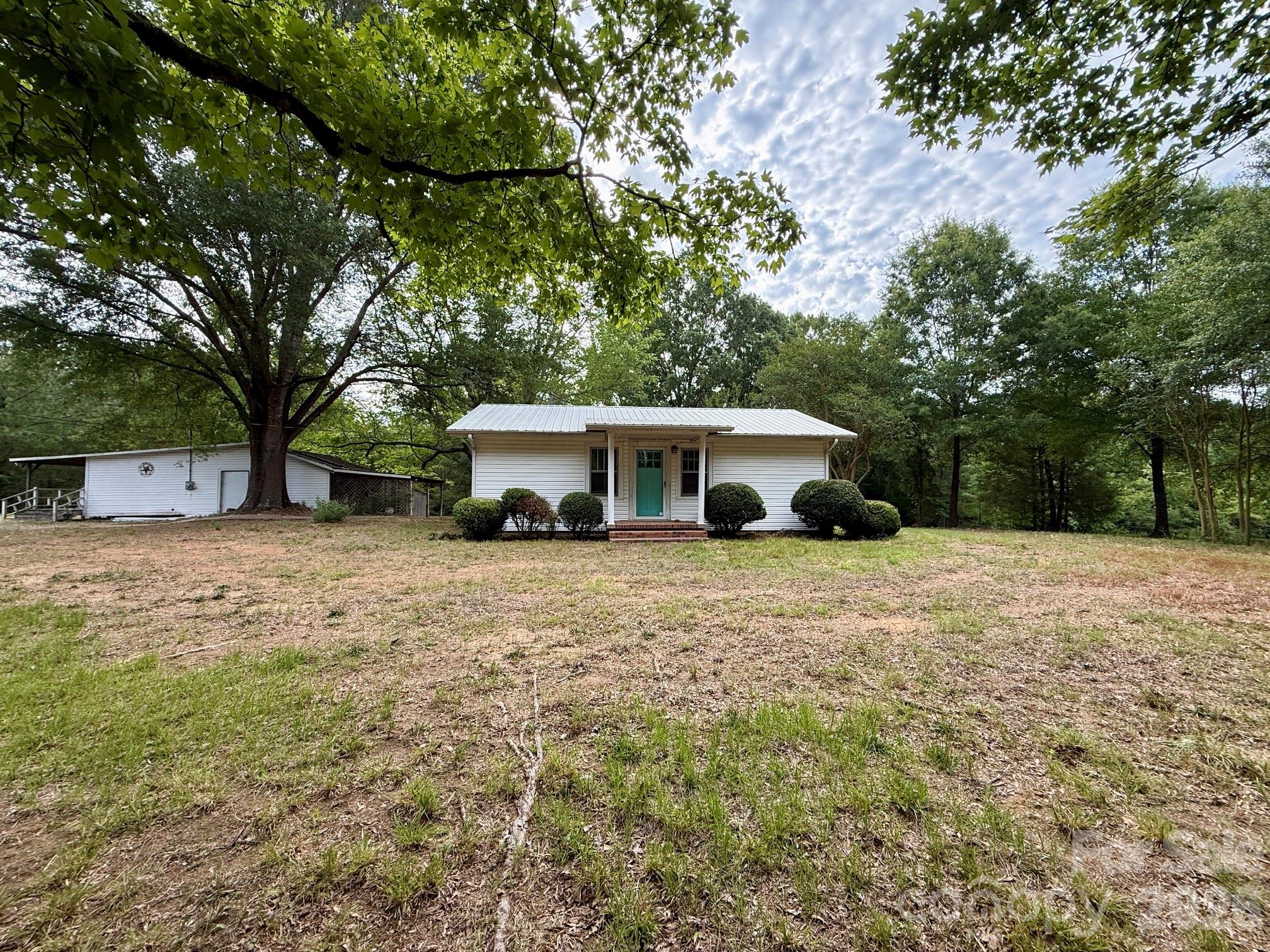 5059 Brown Creek Church Road — Wadesboro