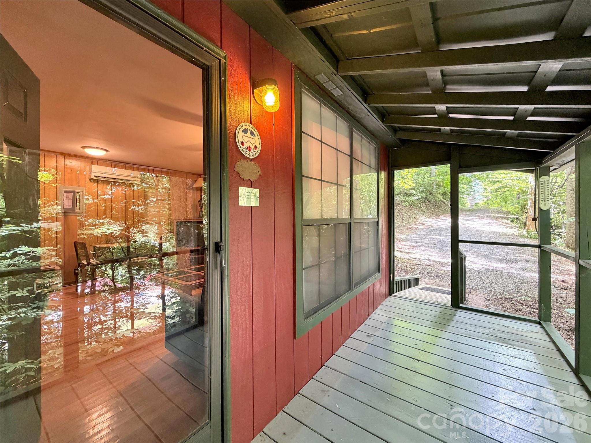 279 Rocky Top Road — Maggie Valley
