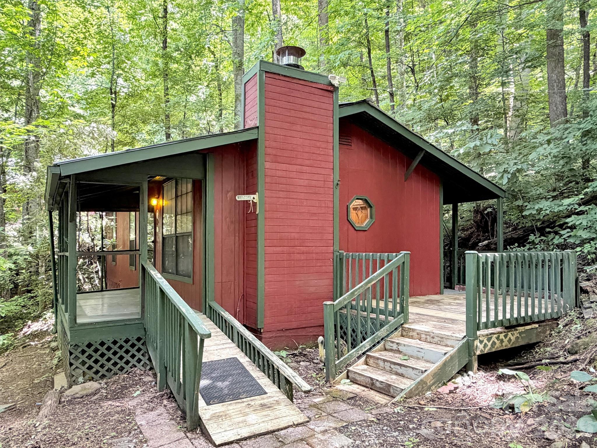 279 Rocky Top Road — Maggie Valley