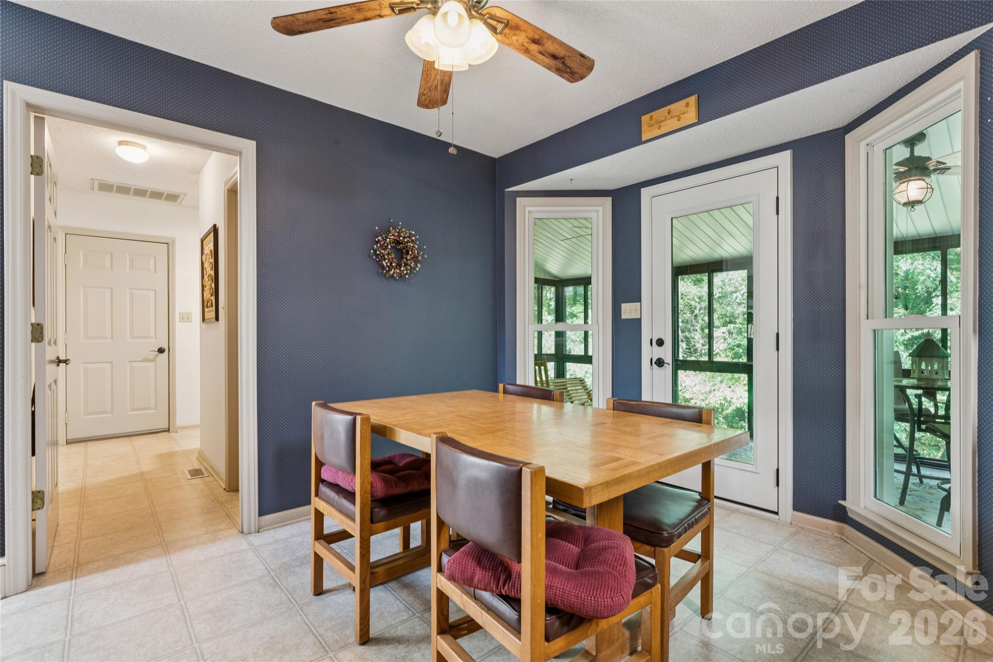 7935 Altacrest Drive — Concord