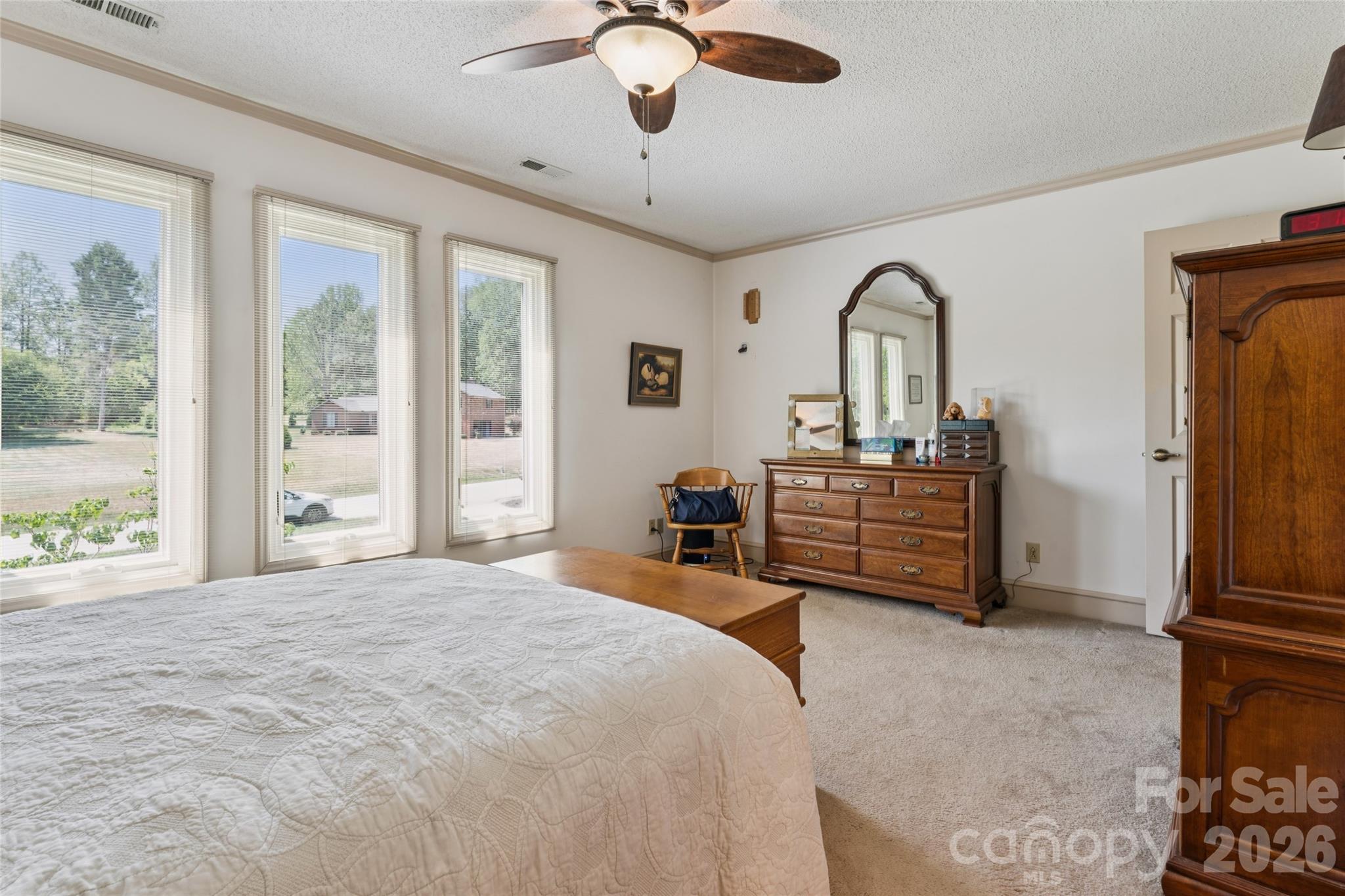 7935 Altacrest Drive — Concord