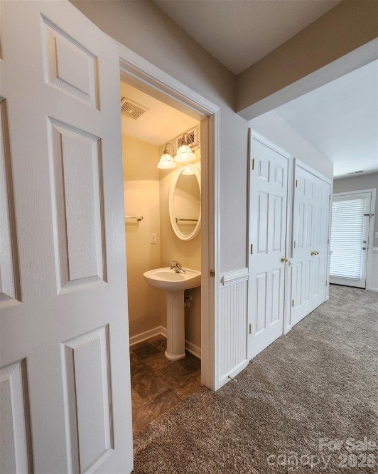 104 Rock Ridge Lane — Mount Holly