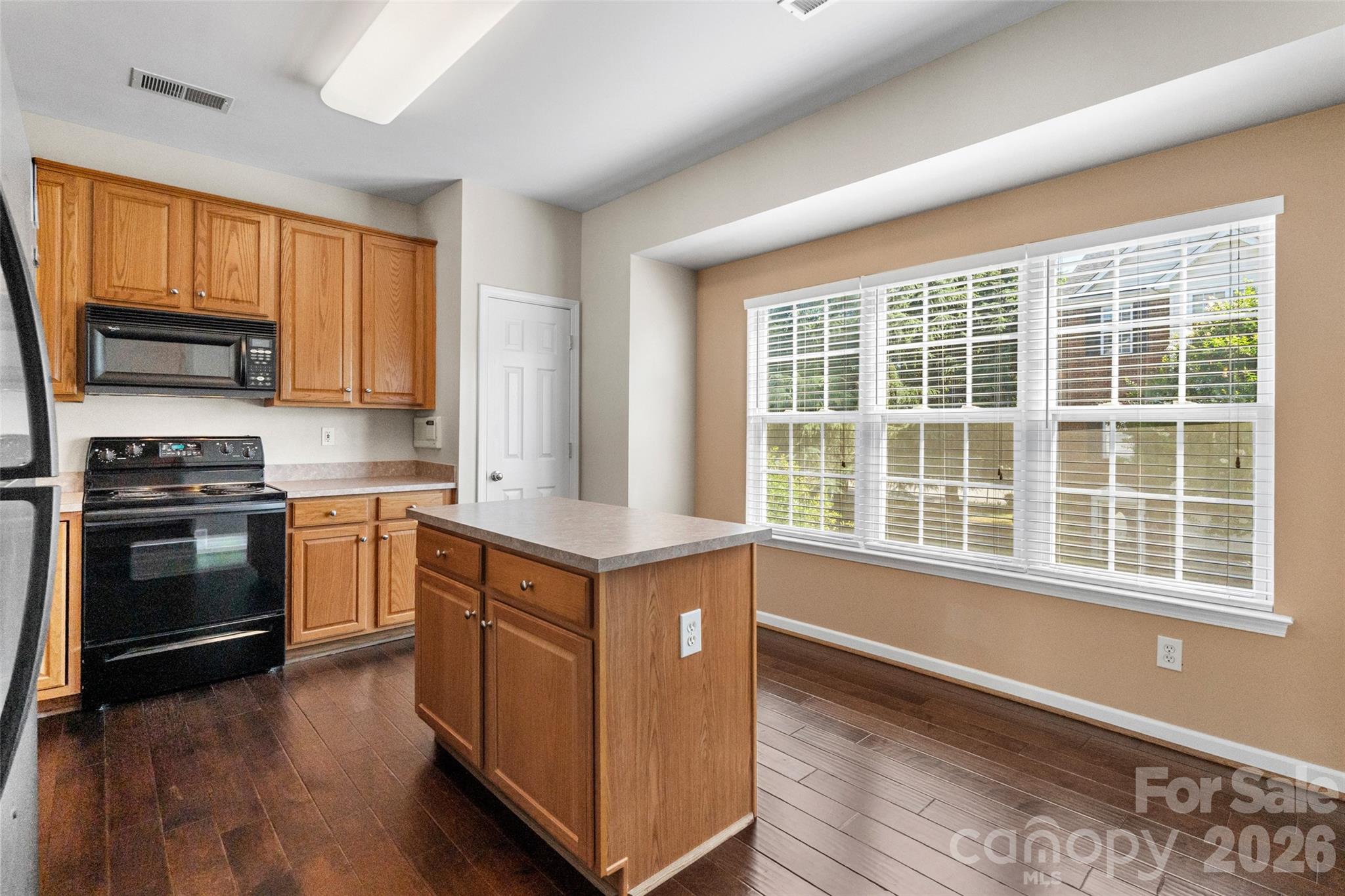 104 Rock Ridge Lane — Mount Holly