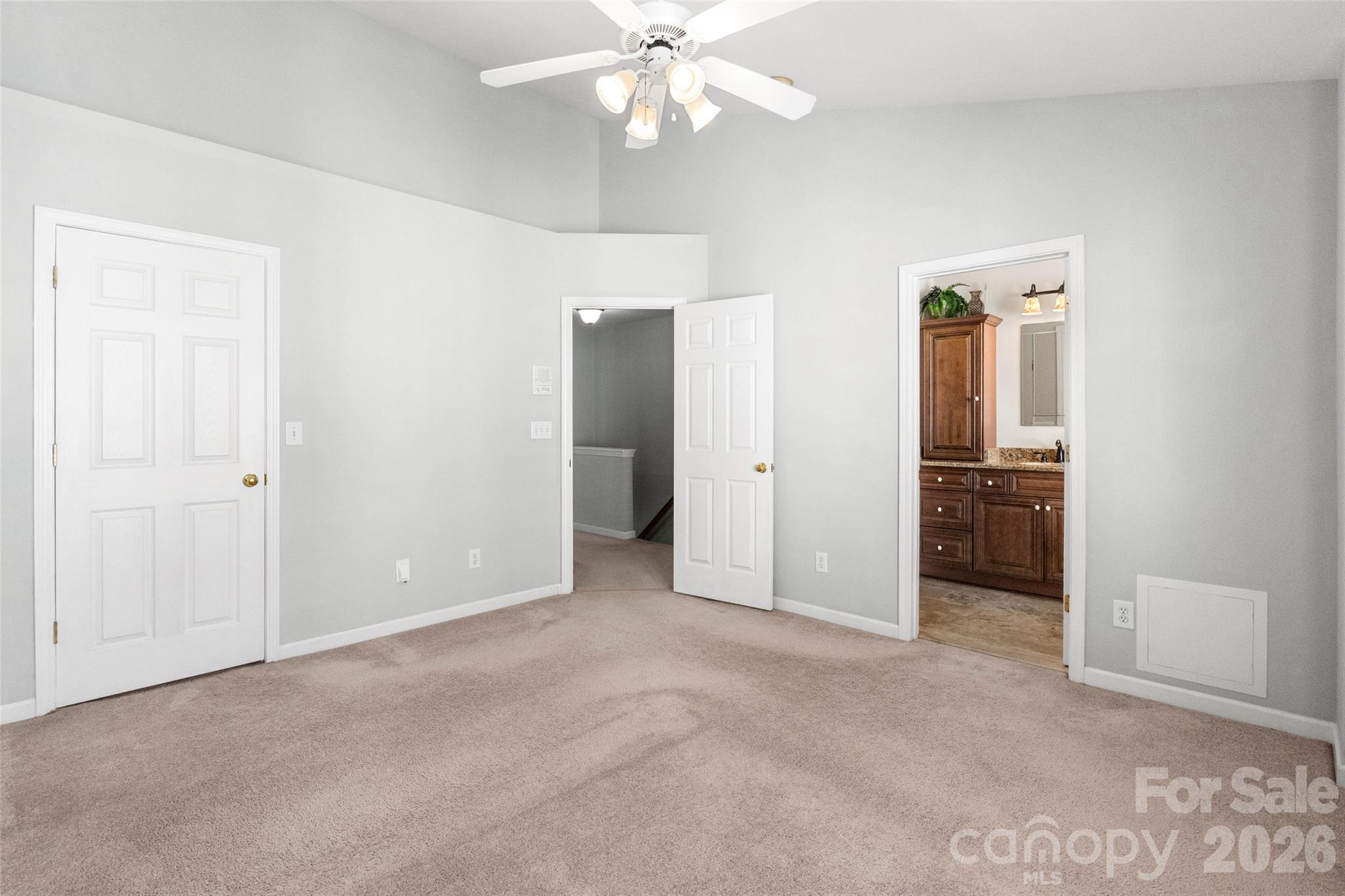 104 Rock Ridge Lane — Mount Holly