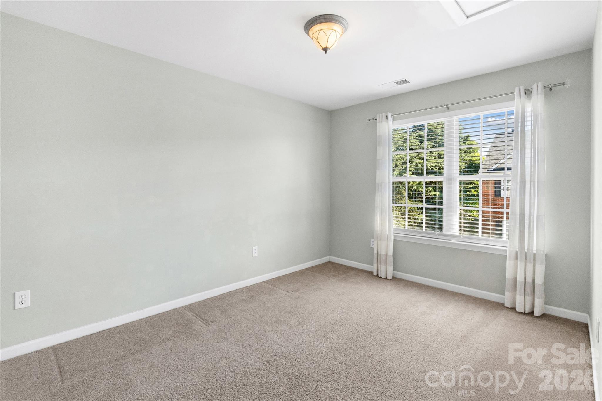 104 Rock Ridge Lane — Mount Holly