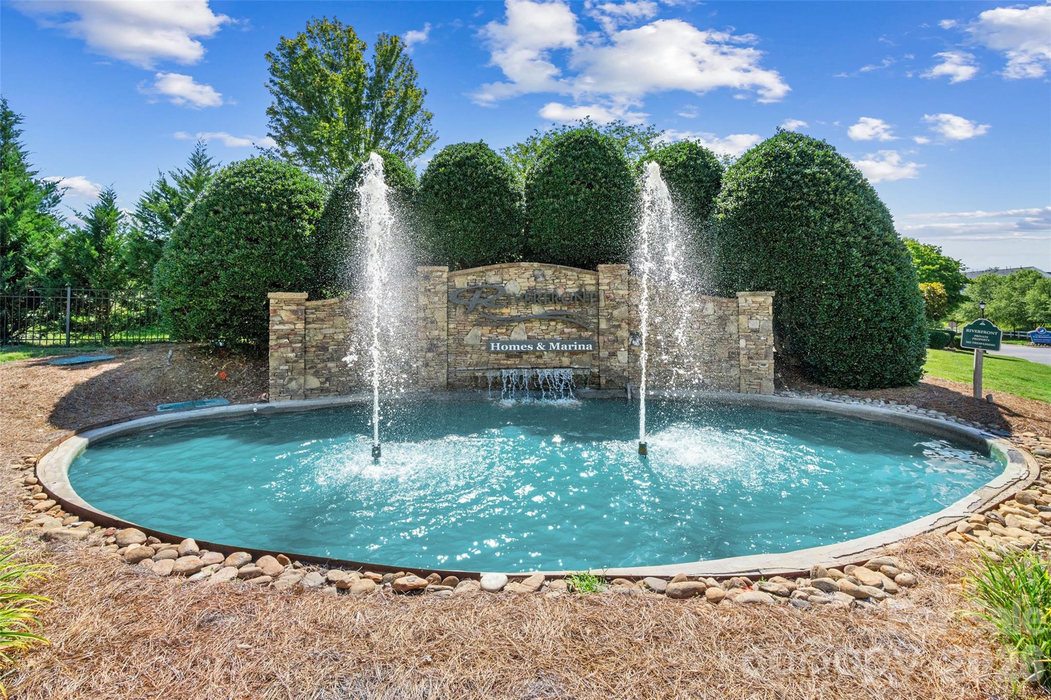 104 Rock Ridge Lane — Mount Holly