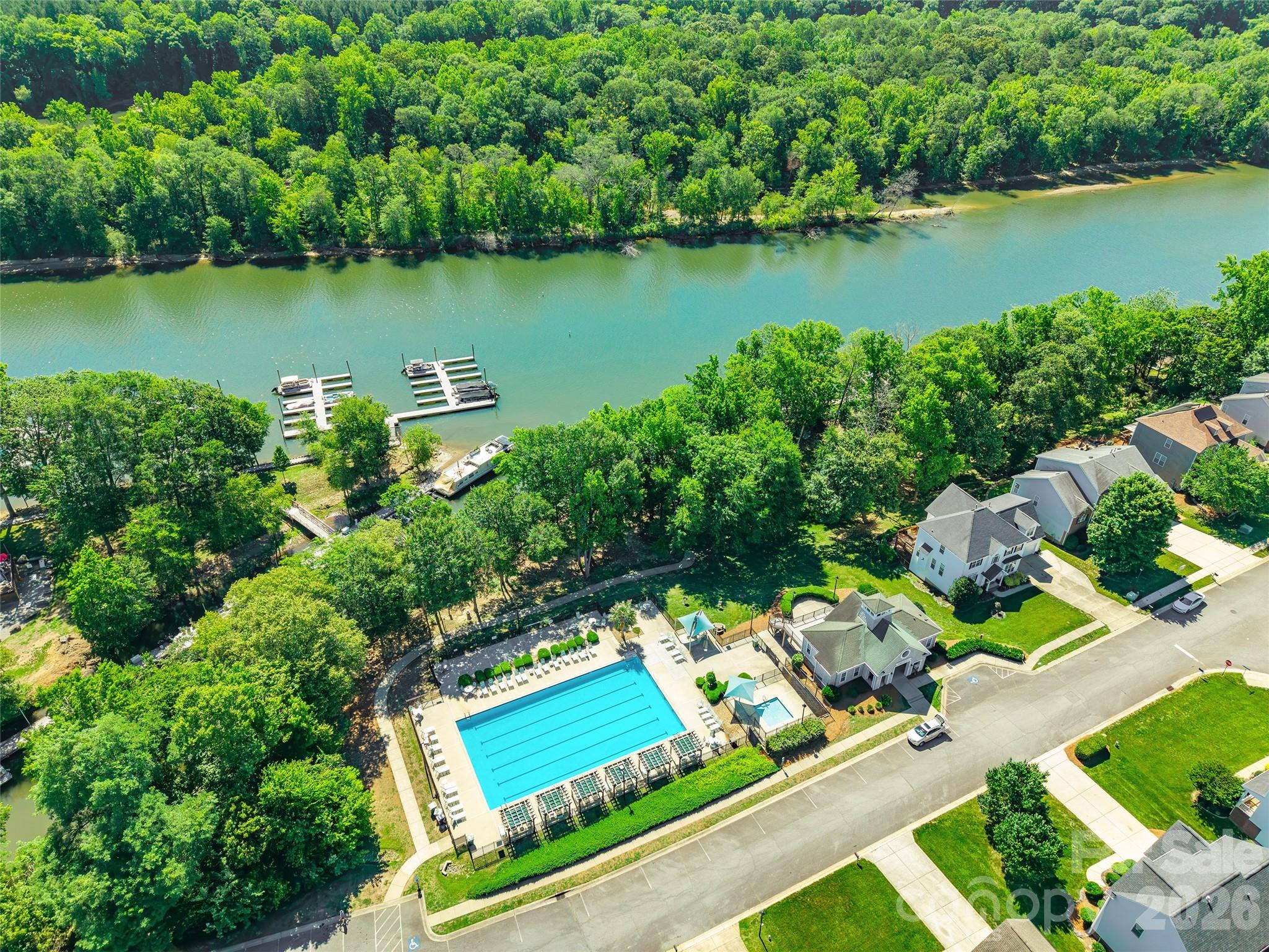 104 Rock Ridge Lane — Mount Holly