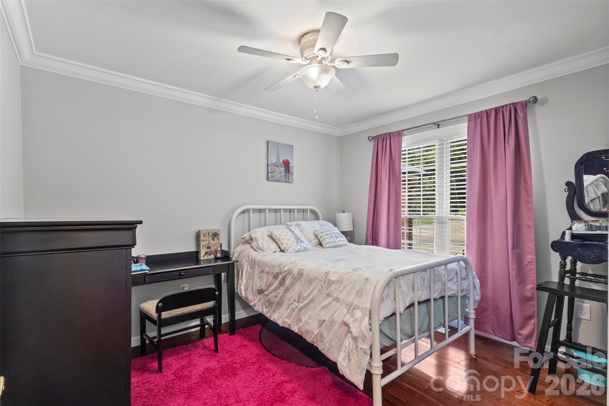 7760 Wallace Lane — Denver