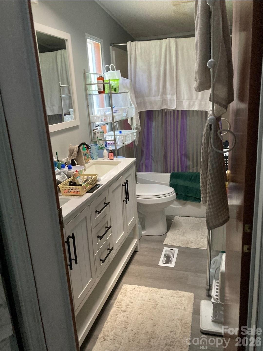 2044 Clareview Drive — Conover