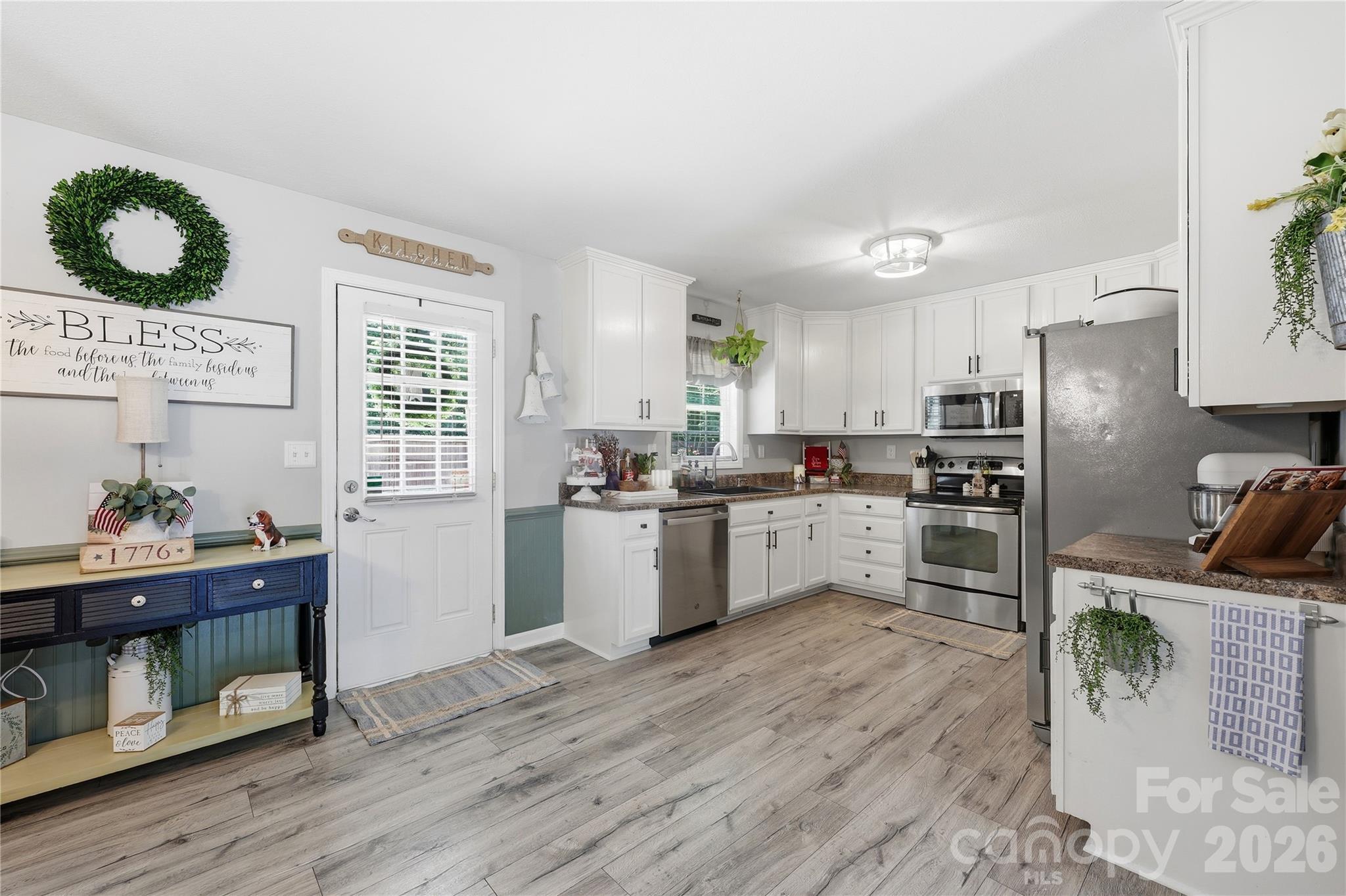 175 Rose Brier Lane — Salisbury