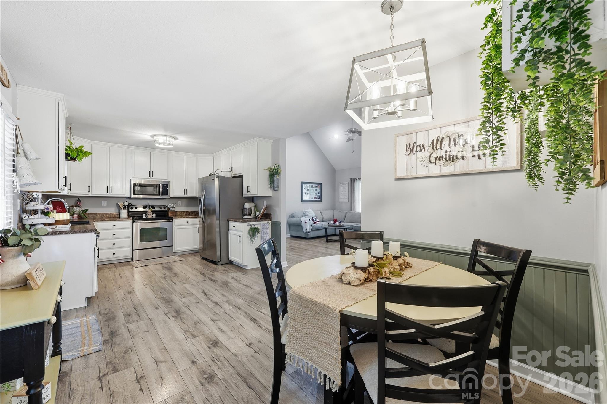 175 Rose Brier Lane — Salisbury