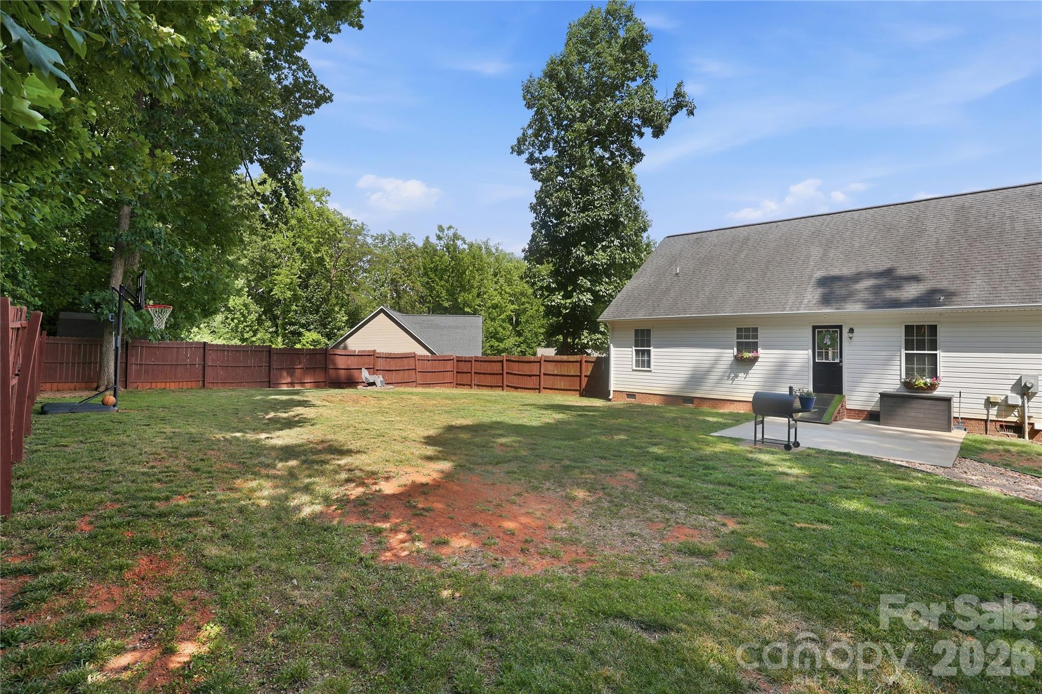 175 Rose Brier Lane — Salisbury