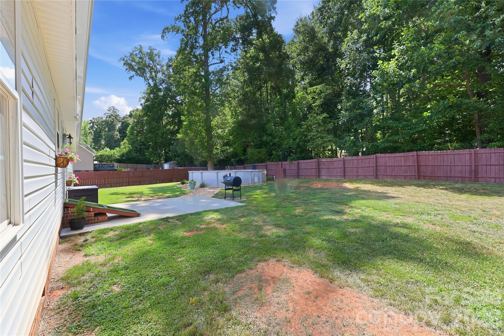 175 Rose Brier Lane — Salisbury
