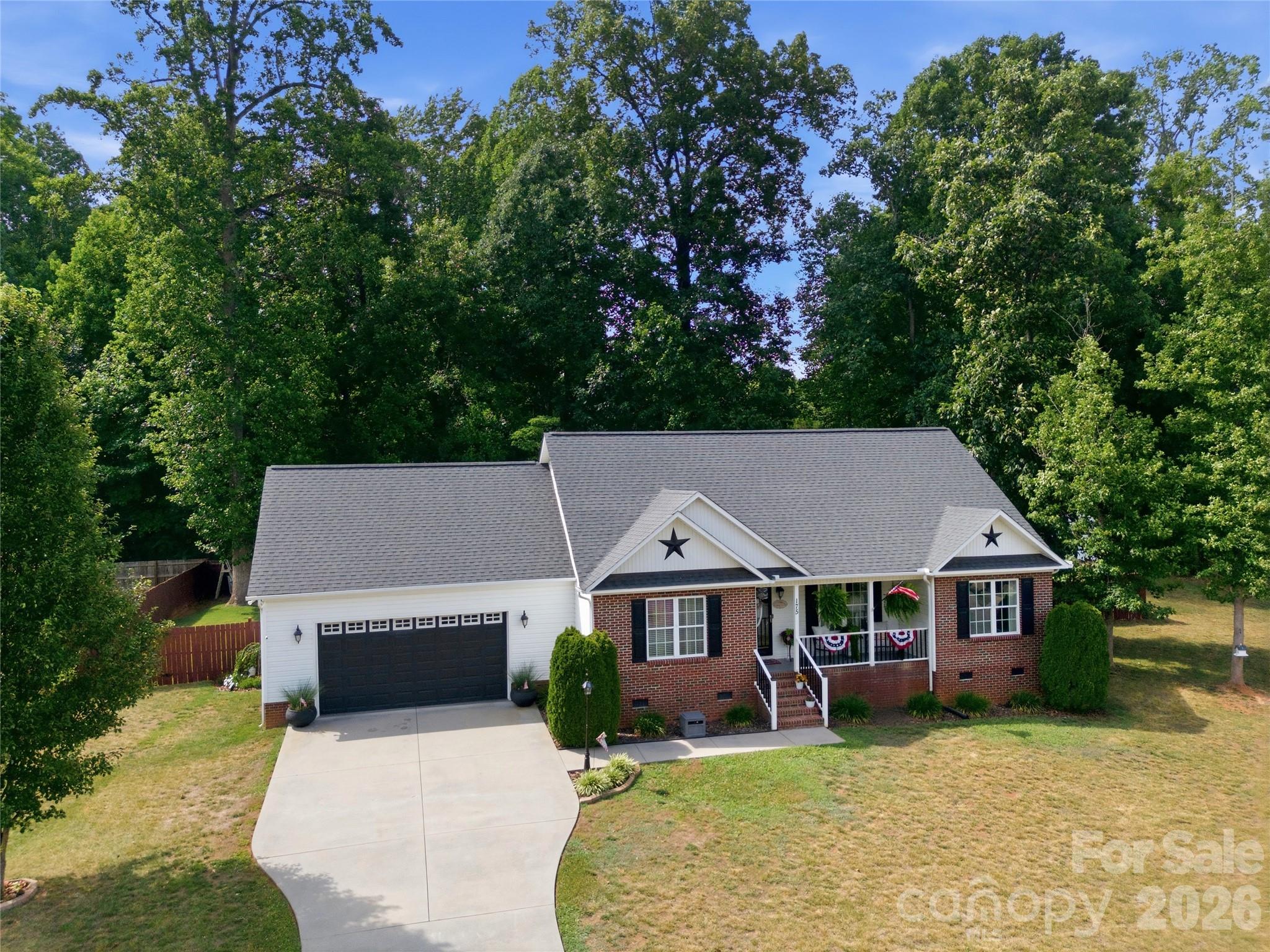 175 Rose Brier Lane — Salisbury