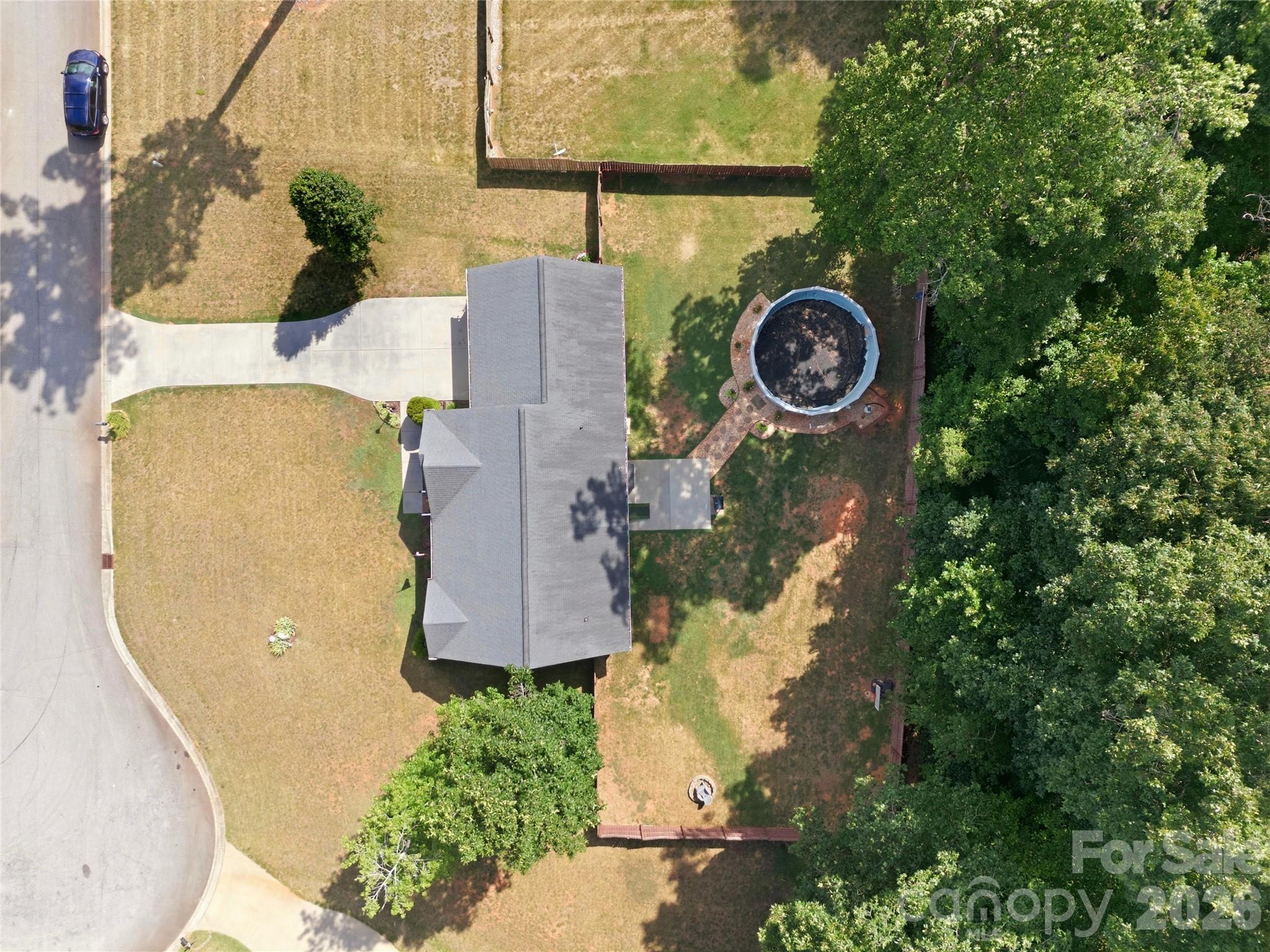 175 Rose Brier Lane — Salisbury