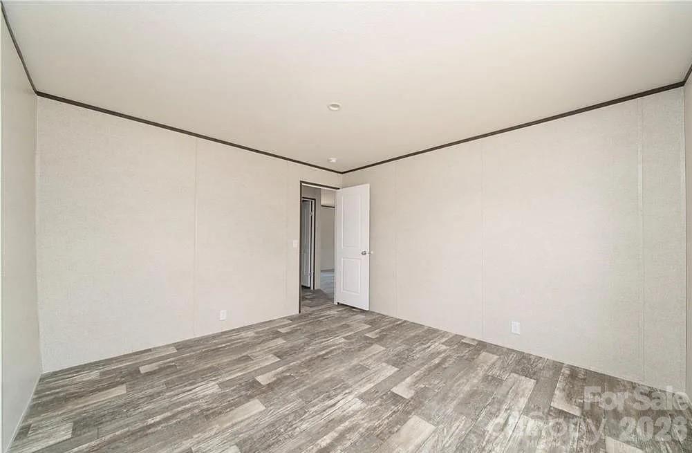 4277 Chinquapin Circle — Lenoir