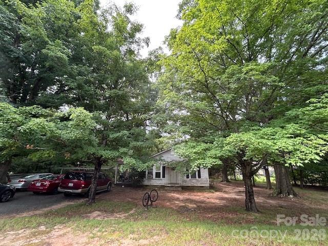 145 Alexander Acres Road — Mooresville