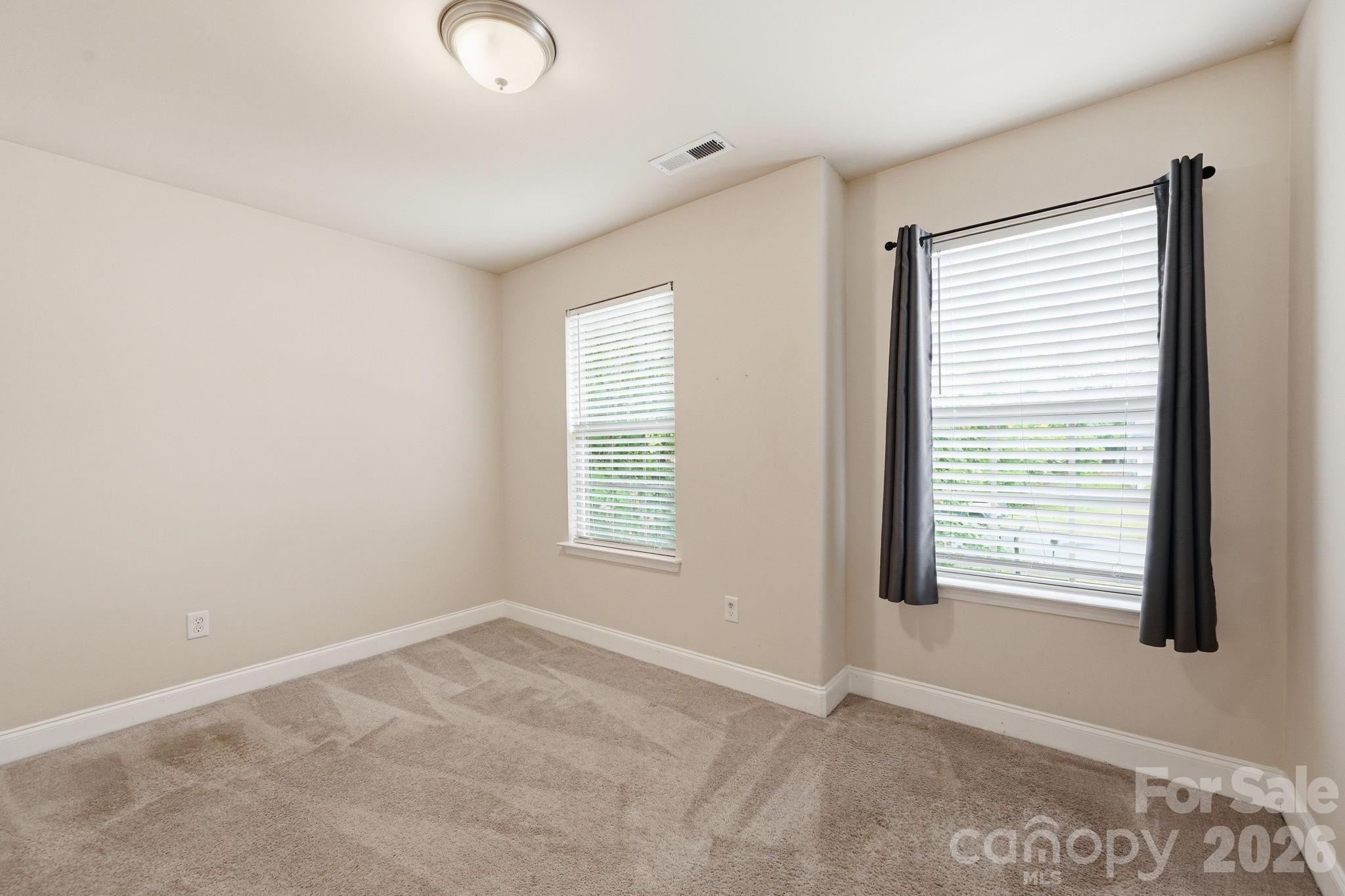 7820 Rockland Drive — Charlotte