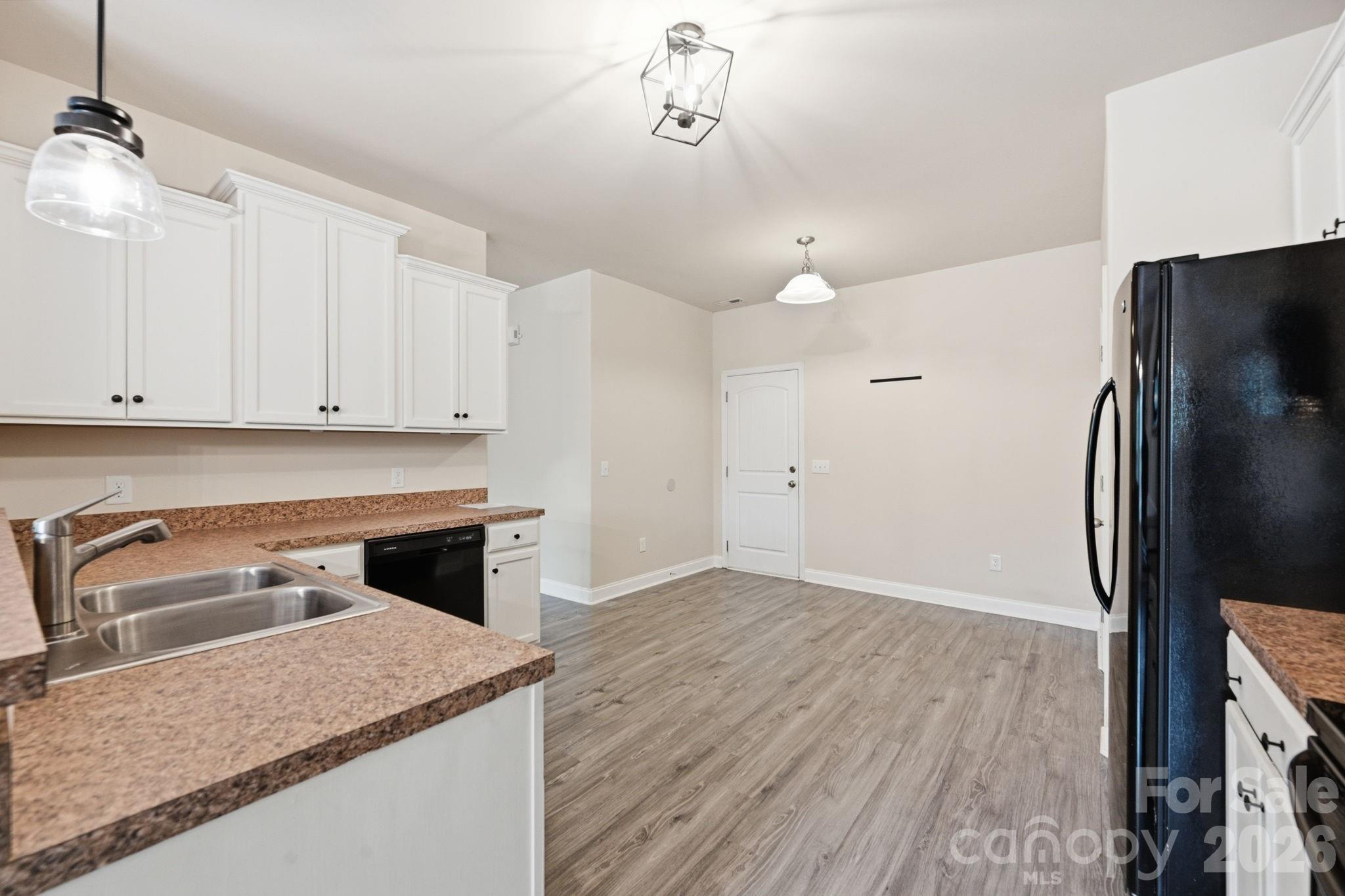 7820 Rockland Drive — Charlotte