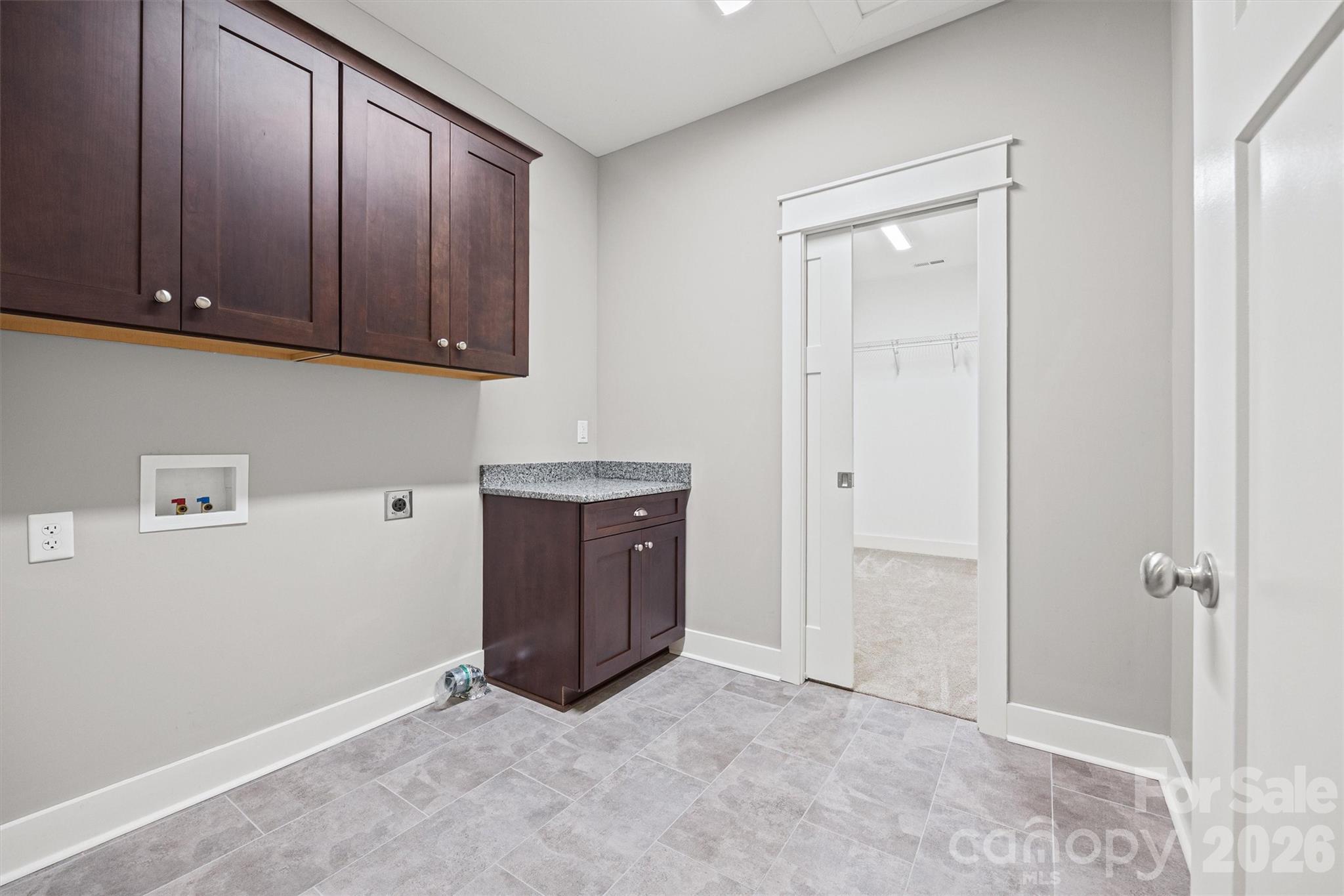 575 Zelkova Street — York
