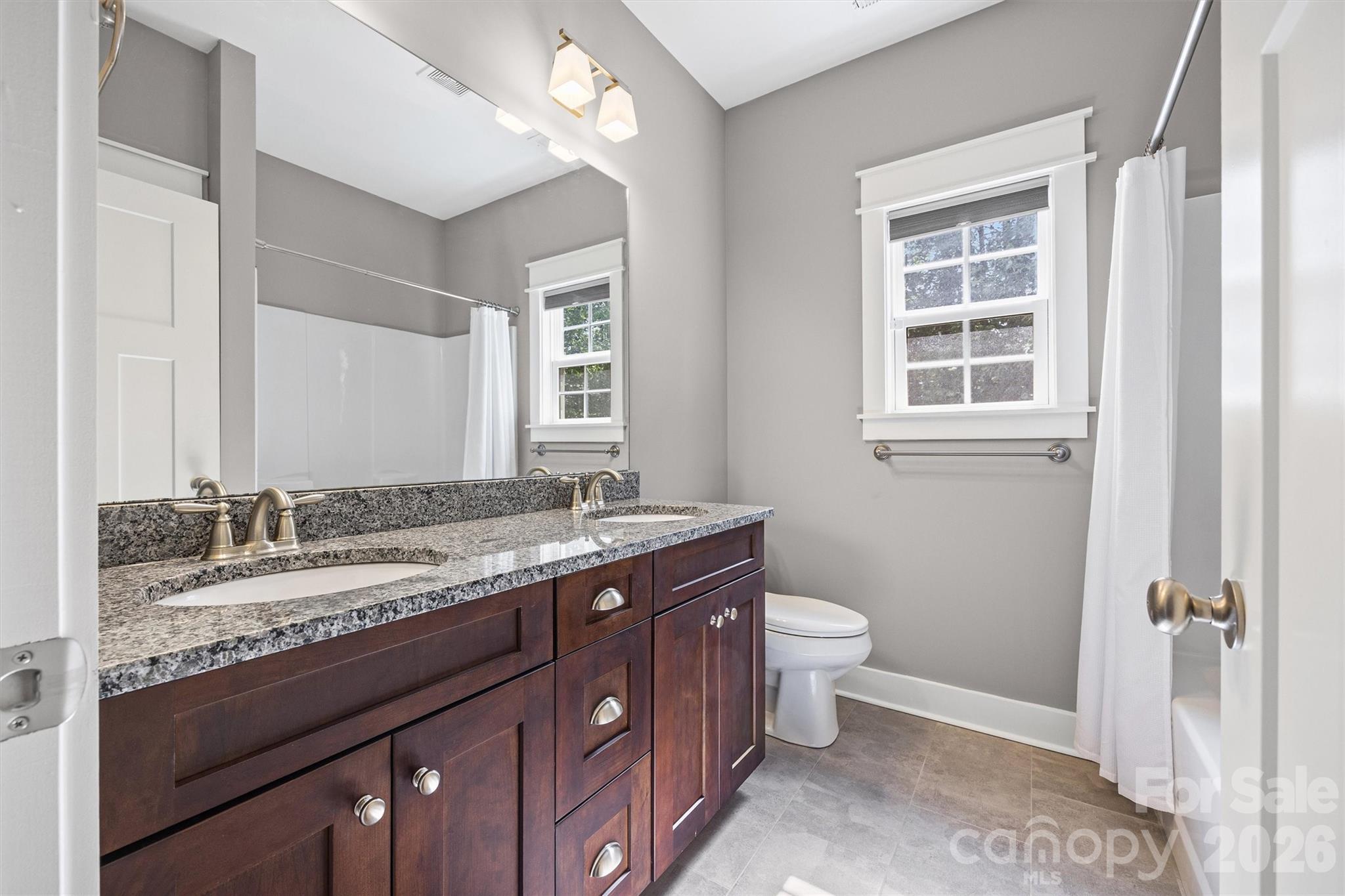 575 Zelkova Street — York
