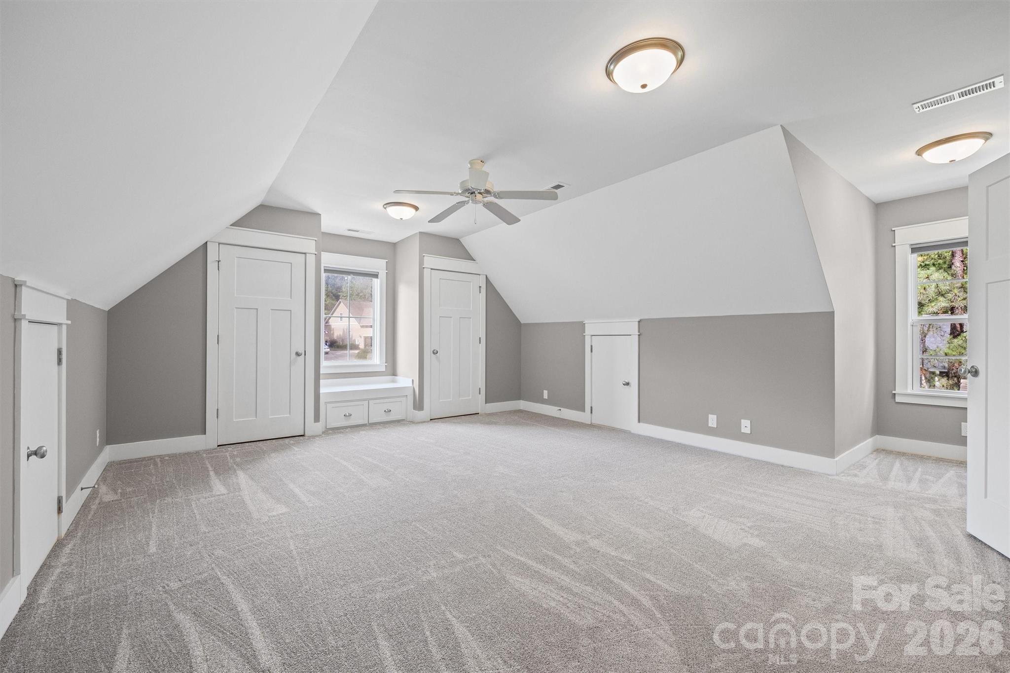 575 Zelkova Street — York